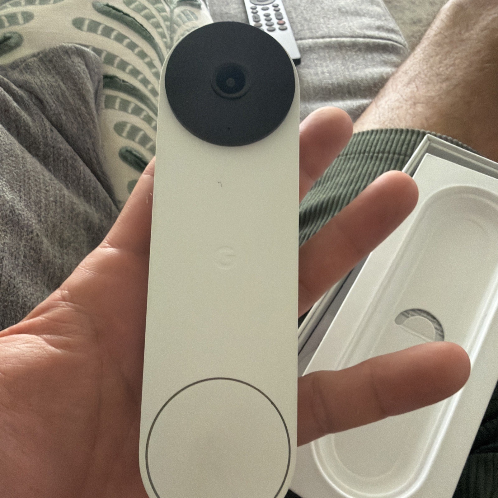 Google Nest Doorbell, Battery - Snow Missing mounting plate