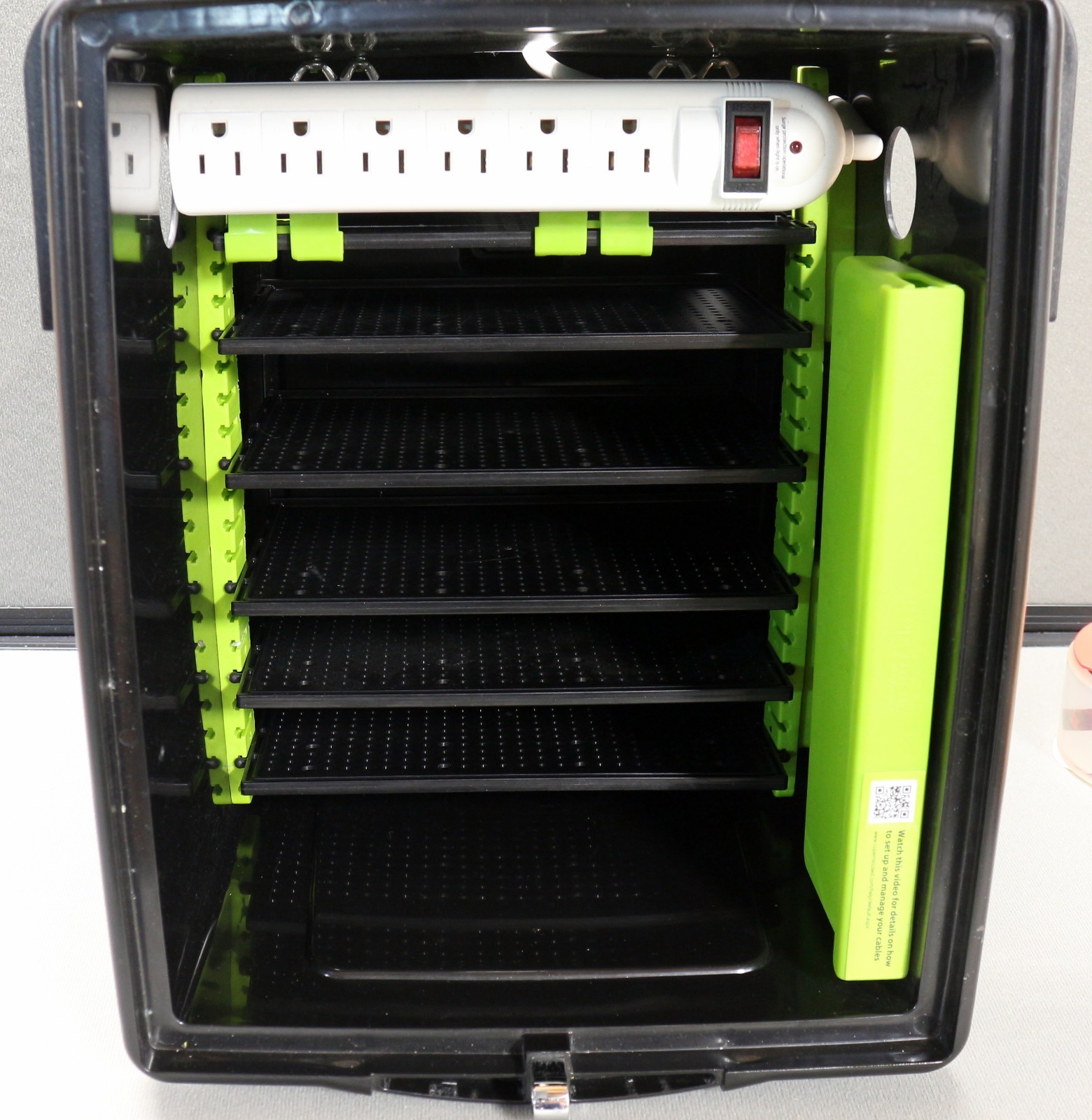 Copernicus 6 slot Charging Tech Tub for Tablets, Laptops