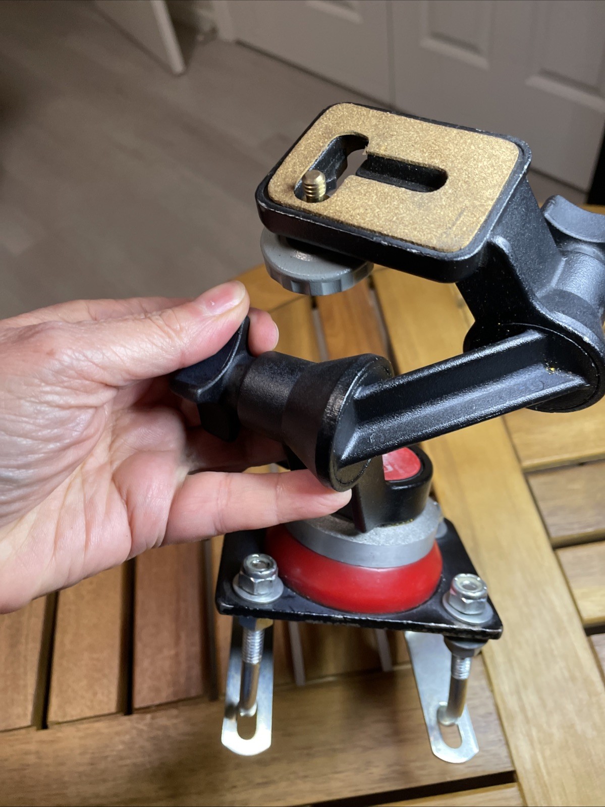IOPORT Camera Mount