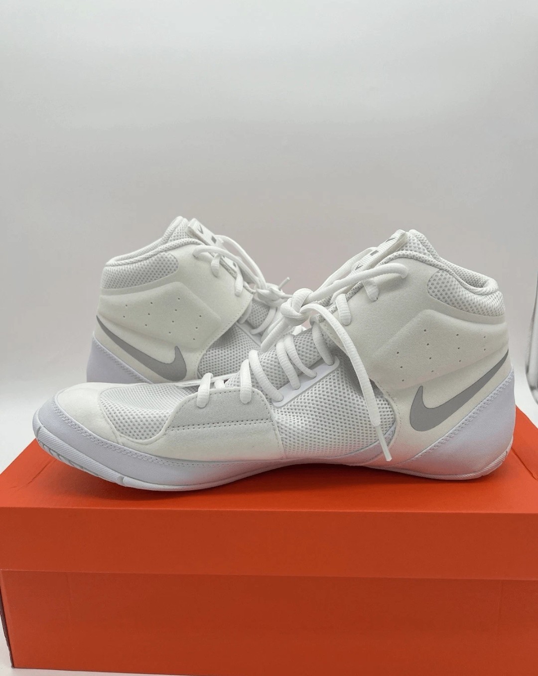 Nike Fury Wrestling Shoes Men's Size 10.5 MMA Combat White Grey AO2416-102