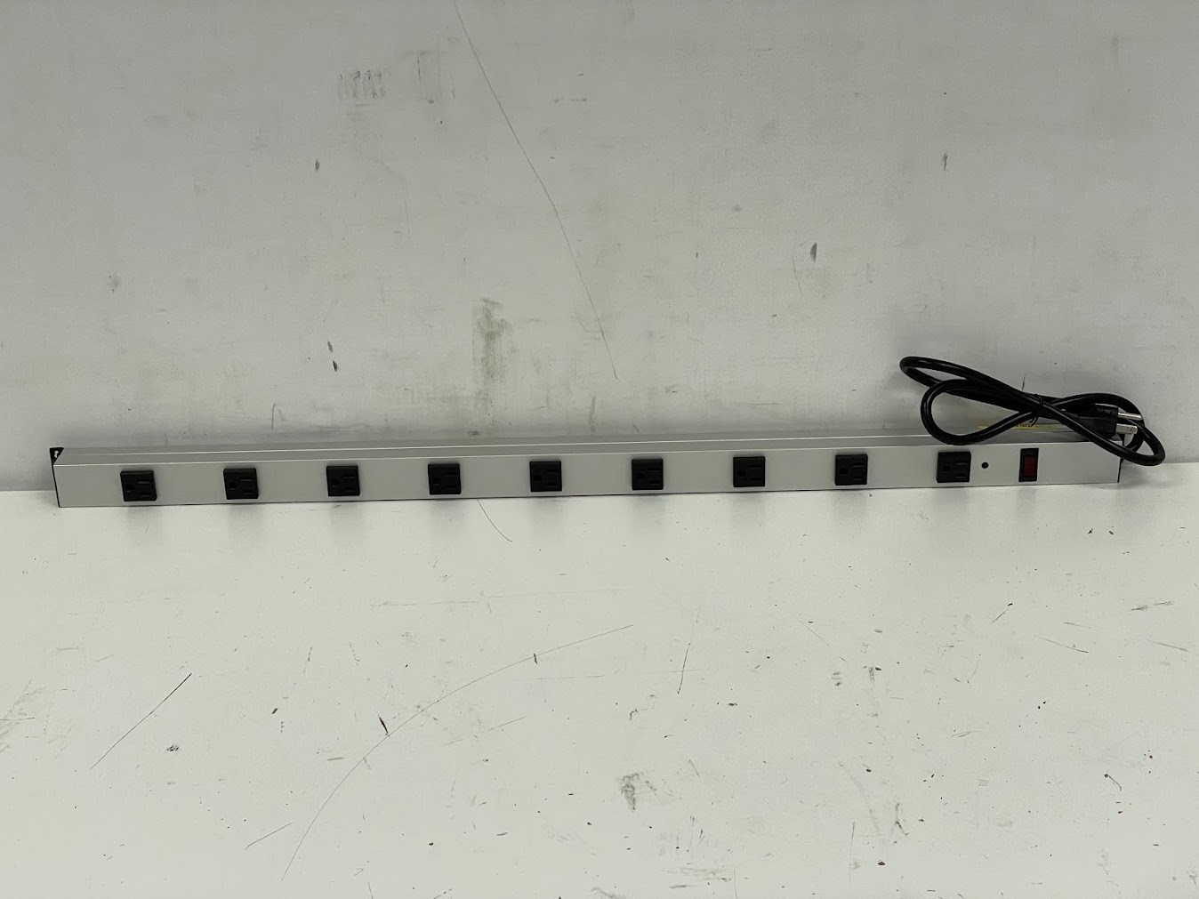 Inland Metal Mountable Power Strip - Silver