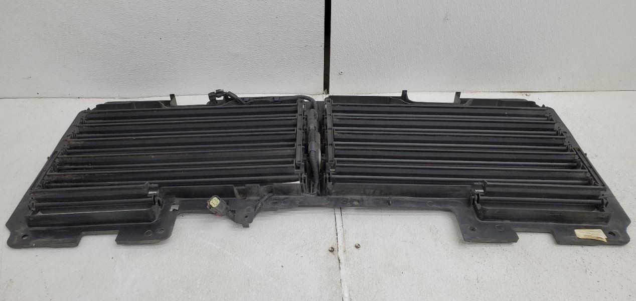 ESCALAESV 2019 Escalade Air Shutter 596979