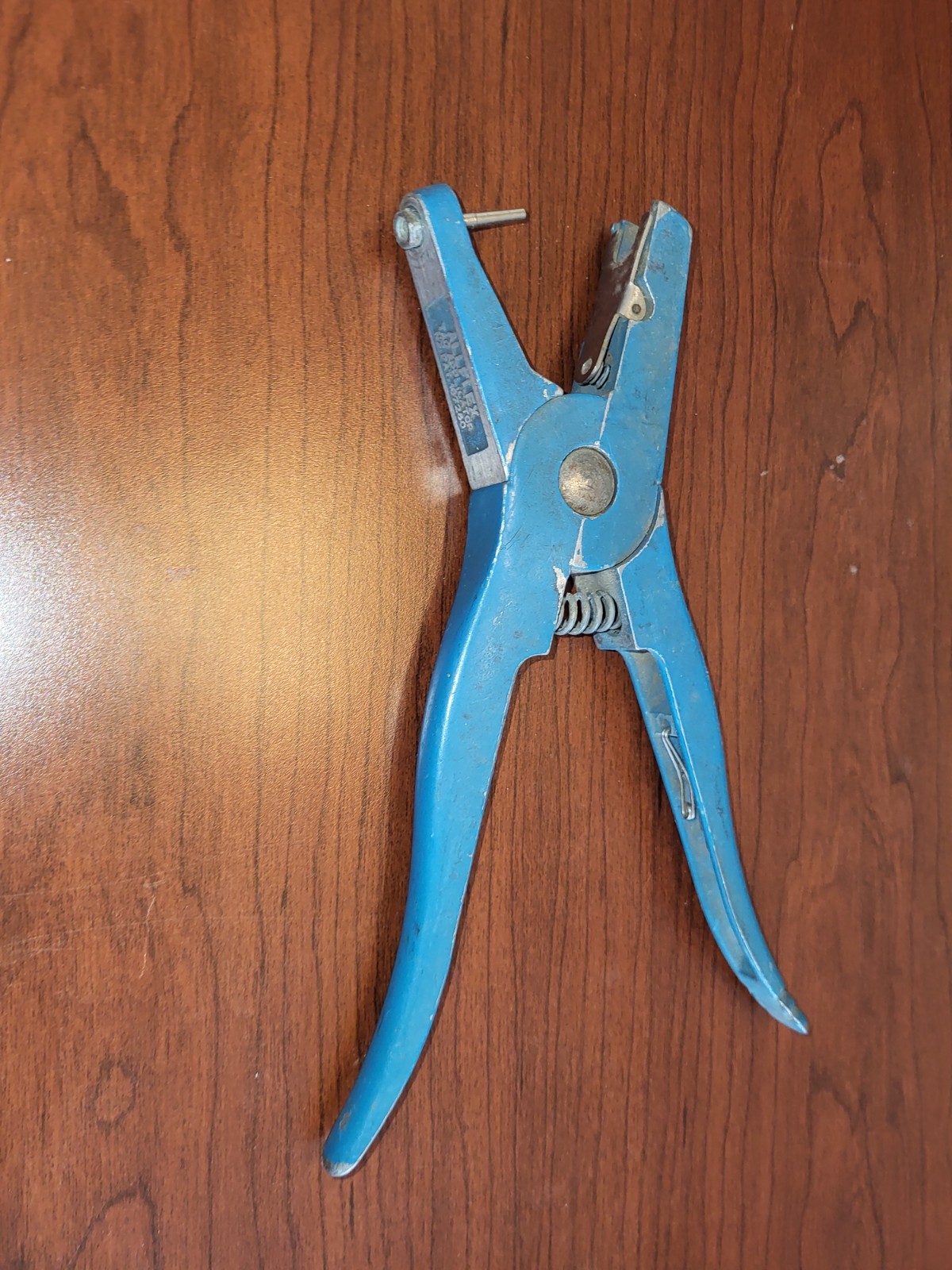 Allflex Livestock Tagging Tool Delta Plastics New Zealand Free Shipping