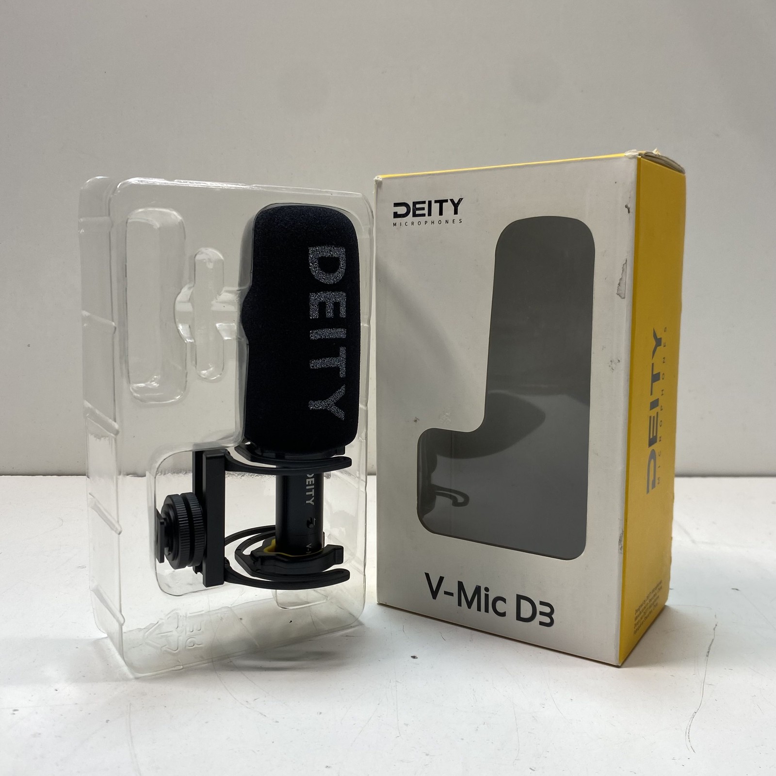 Deity V-Mic D3 On-Camera Shotgun Microphone With Shock Mount For Parts or Repair