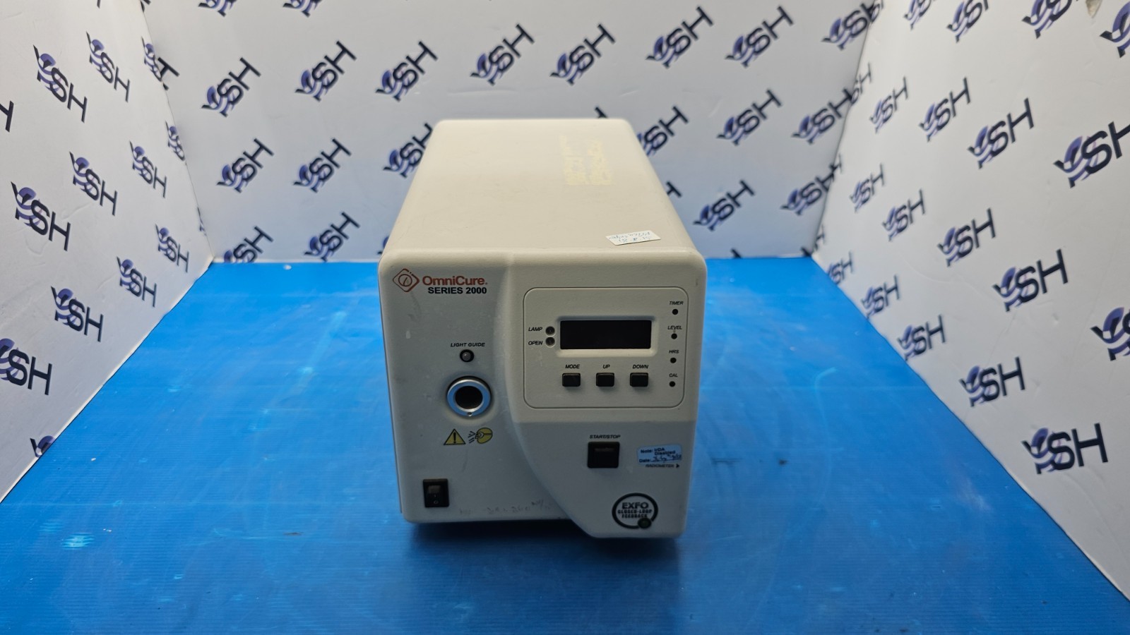EXFO OmniCure Series 2000 UV Curing Light Source S2000