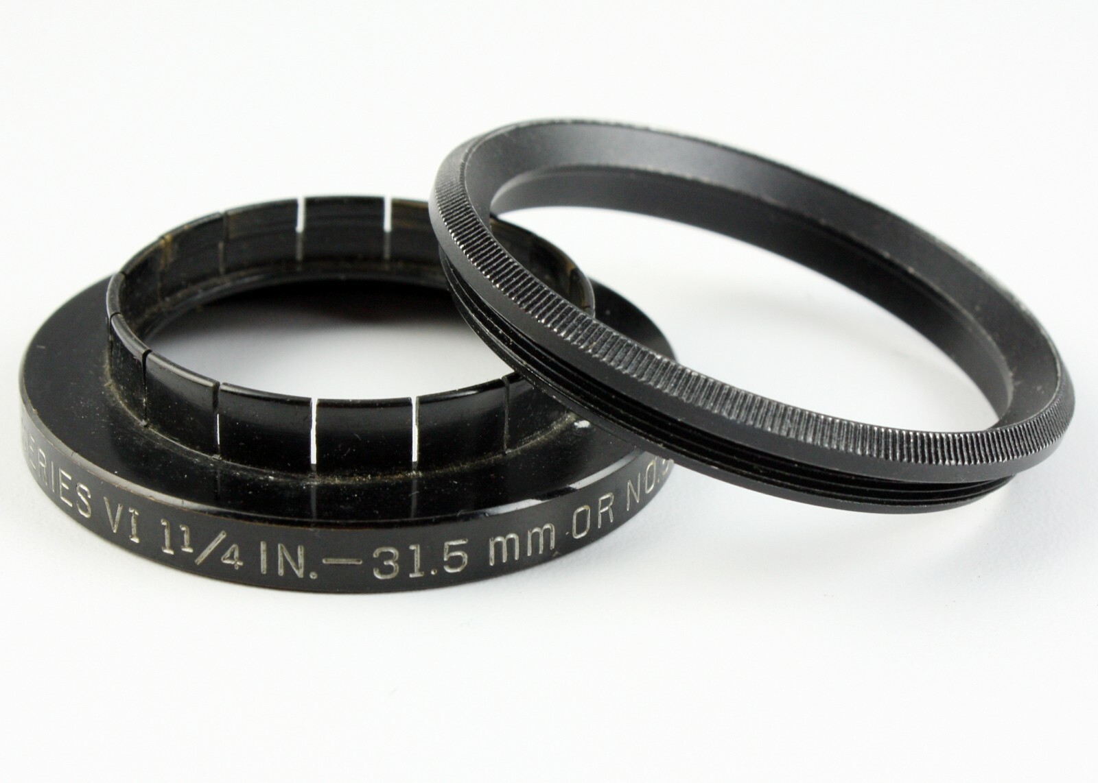 Unbranded Series VI 1.25 in. (31.5mm) Adjustable Adapter Ring + Retaining Ring
