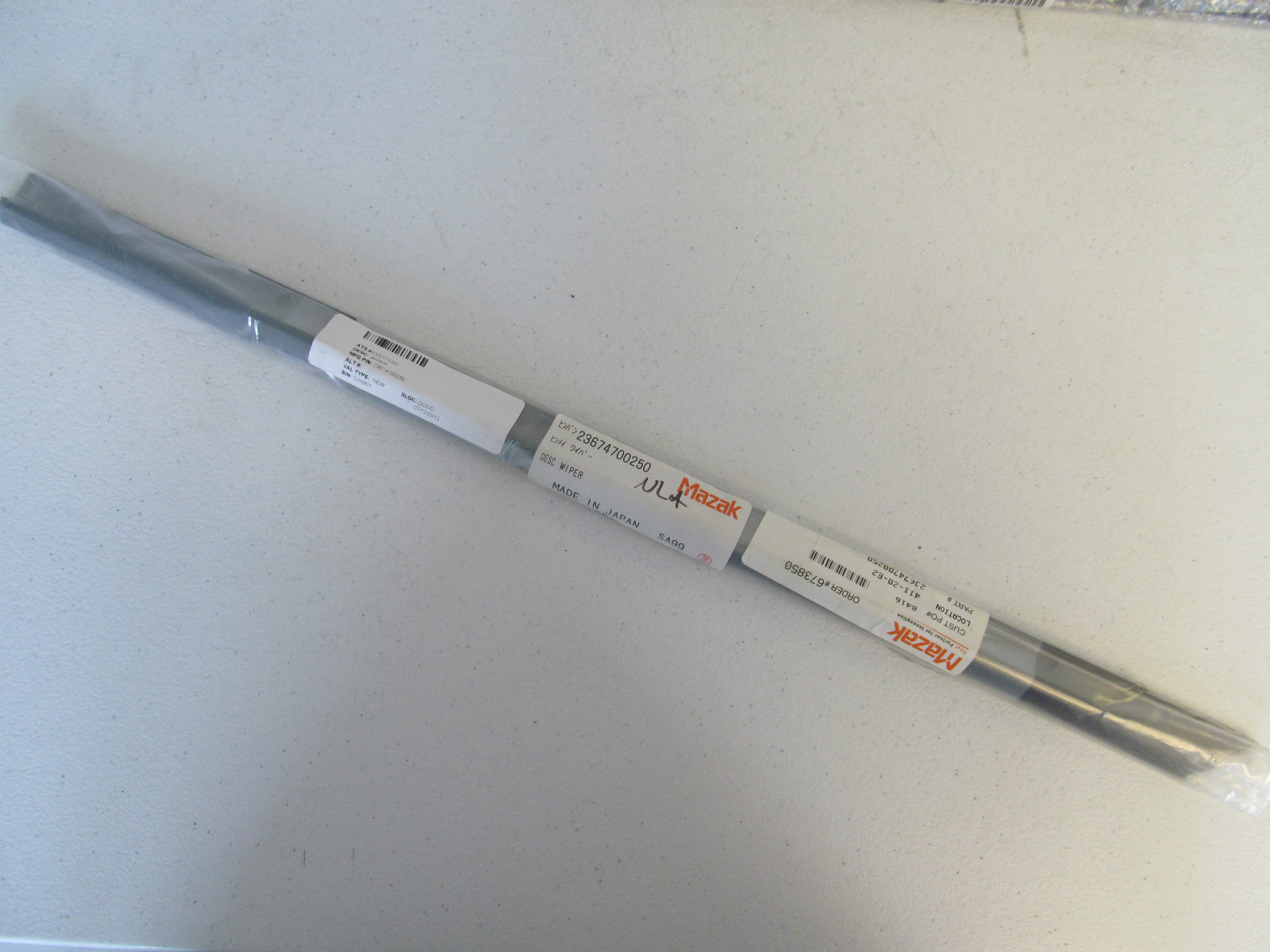 Mazak Wiper 23674700250 (Lot of 1 Wiper)