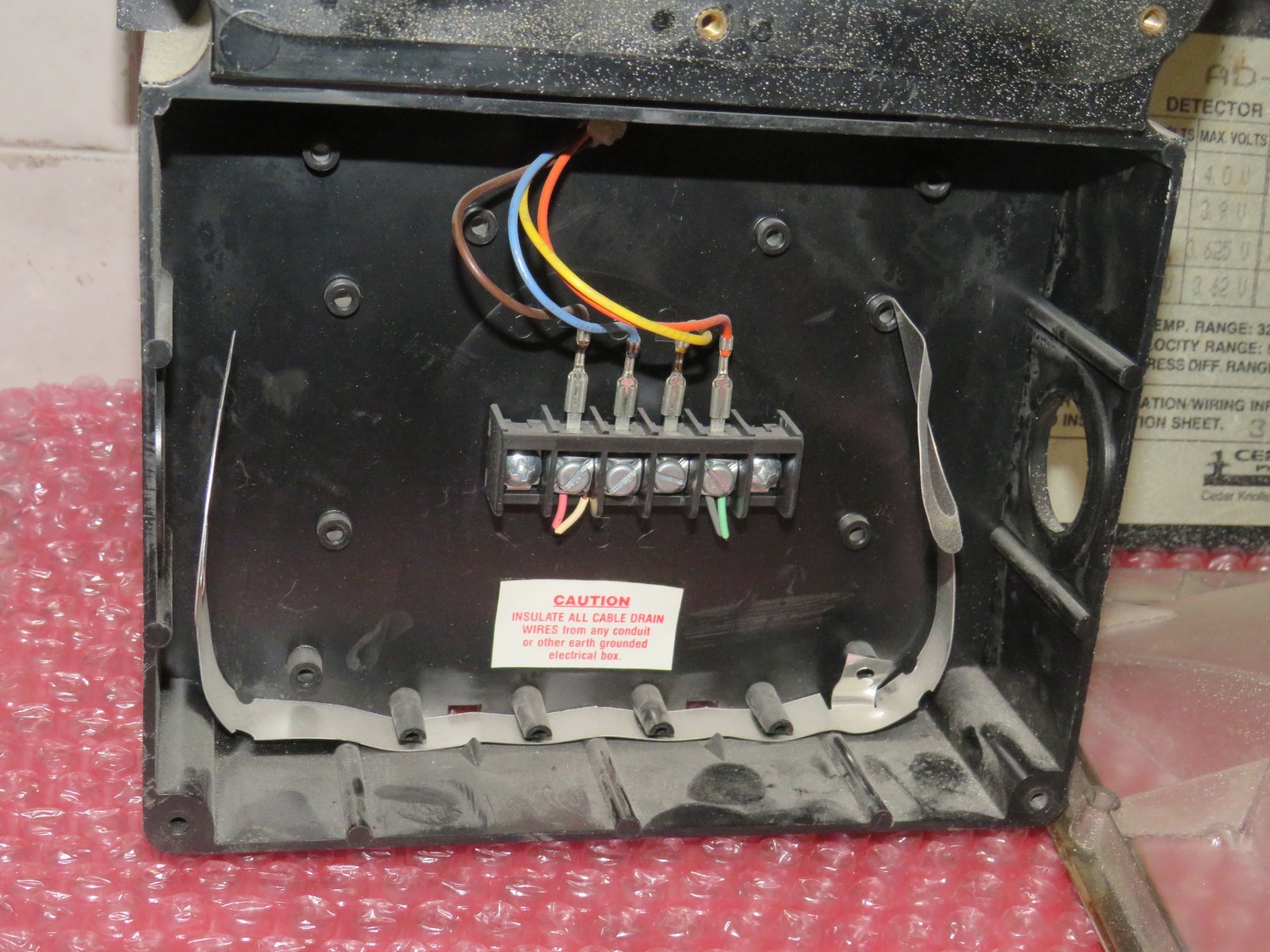 SIEMENS CERBERUS PYROTRONICS AD-3P DUCT DETECTOR HOUSING