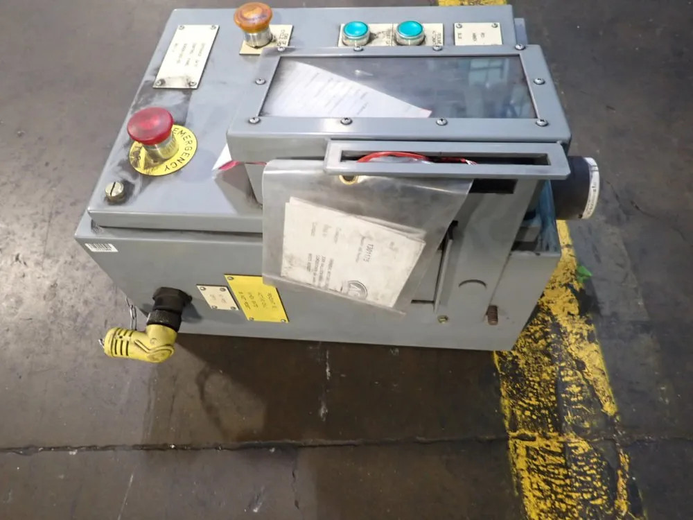 SQUARE D 30528-001-63 CONTROL PANEL 08251472343