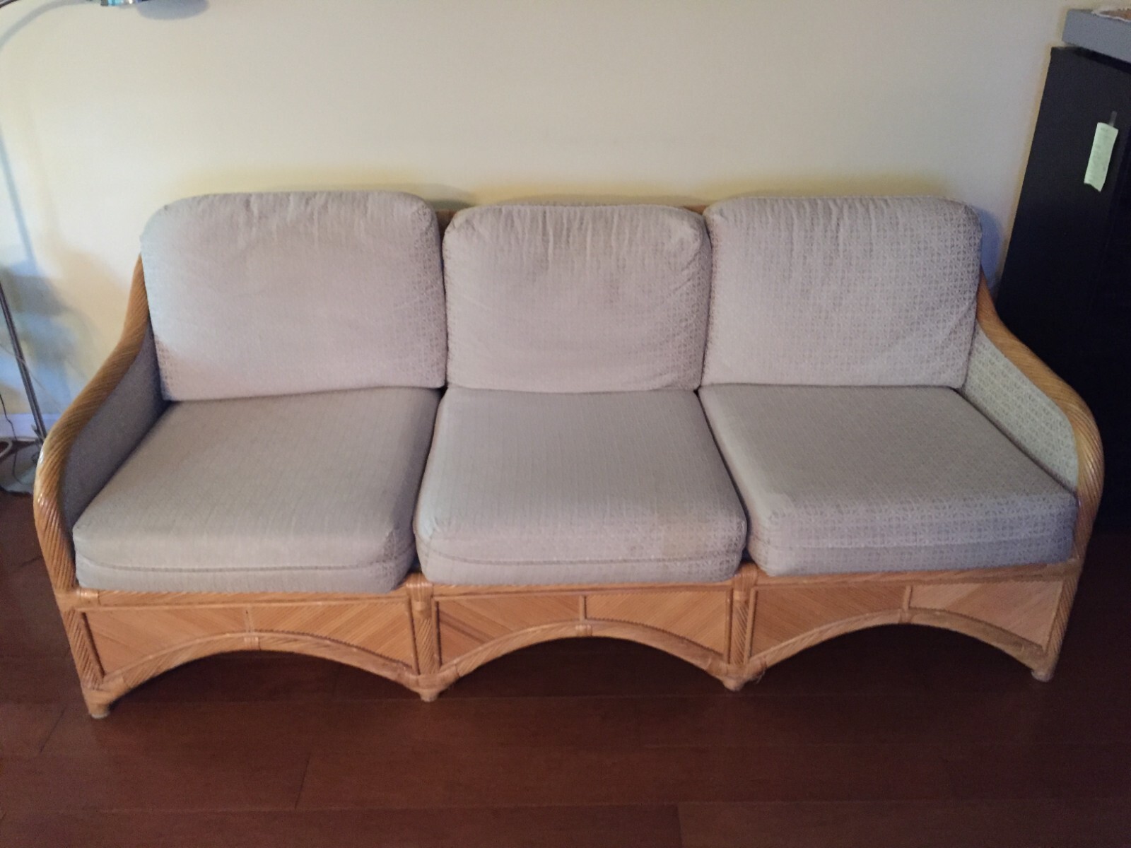 1.Five Pieces, sofa (three seats), armchair (two), night table, cocktail table,
