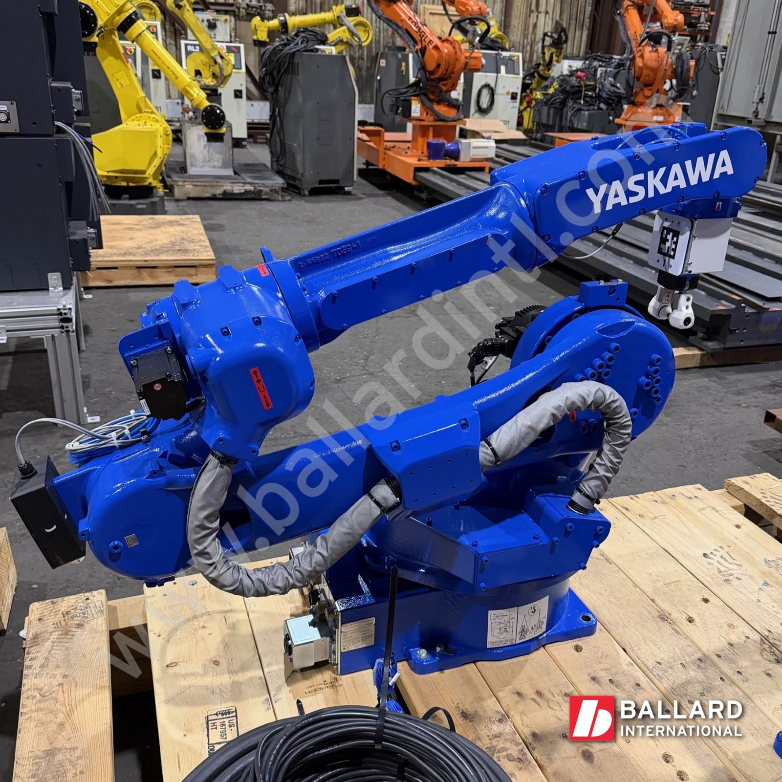 YASKAWA Motoman GP25-12 Robot System w/ YRC 1000 Controller - R22752-077-1