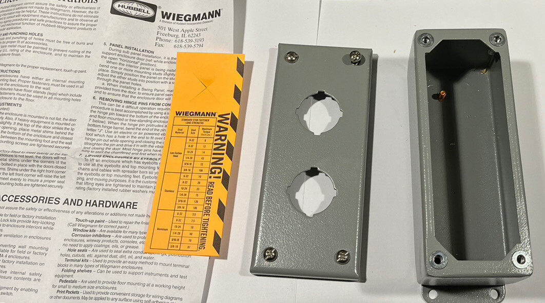 Hubbell Wiener Wiegmann Push button (2) Nema 4, 12,13