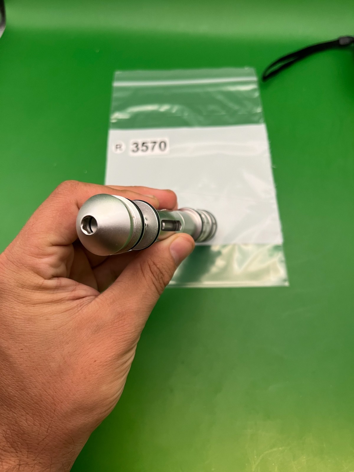 Dye Bolt Kit