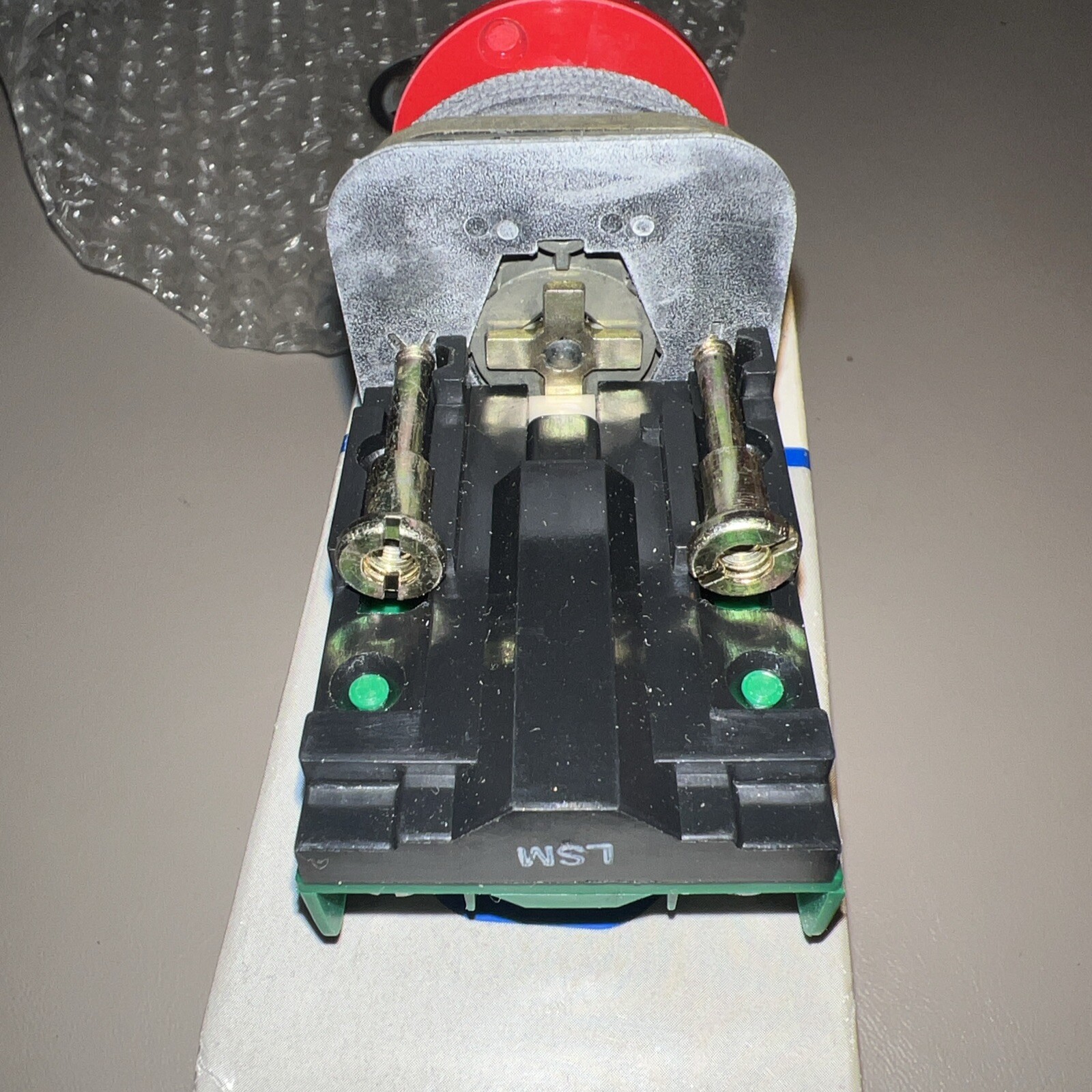 Allen-Bradley 800T-D6AP Pushbutton Mushroom Switch Type 4/13