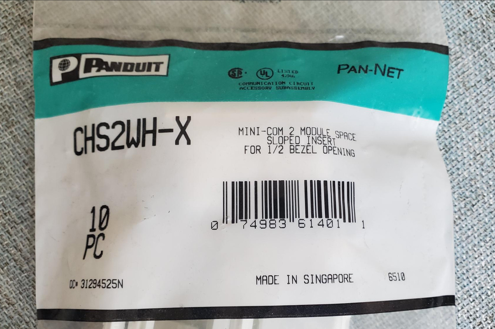 PANDUIT CHS2WH-X ~ Mini-Com 2 Module Space Sloped Insert For 1/2 Bezel Opening
