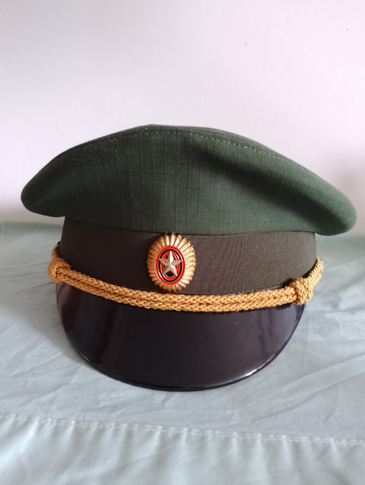 Regimental cap of an officer in the Russian Army's Unmanned Systems Forces.