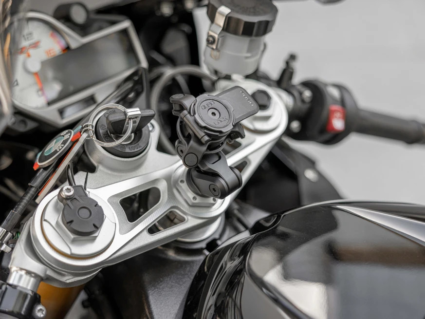 QUAD LOCK Motorcycle Fork Stem Phone Mount PRO + Vibration Dampener Quadlock NEW