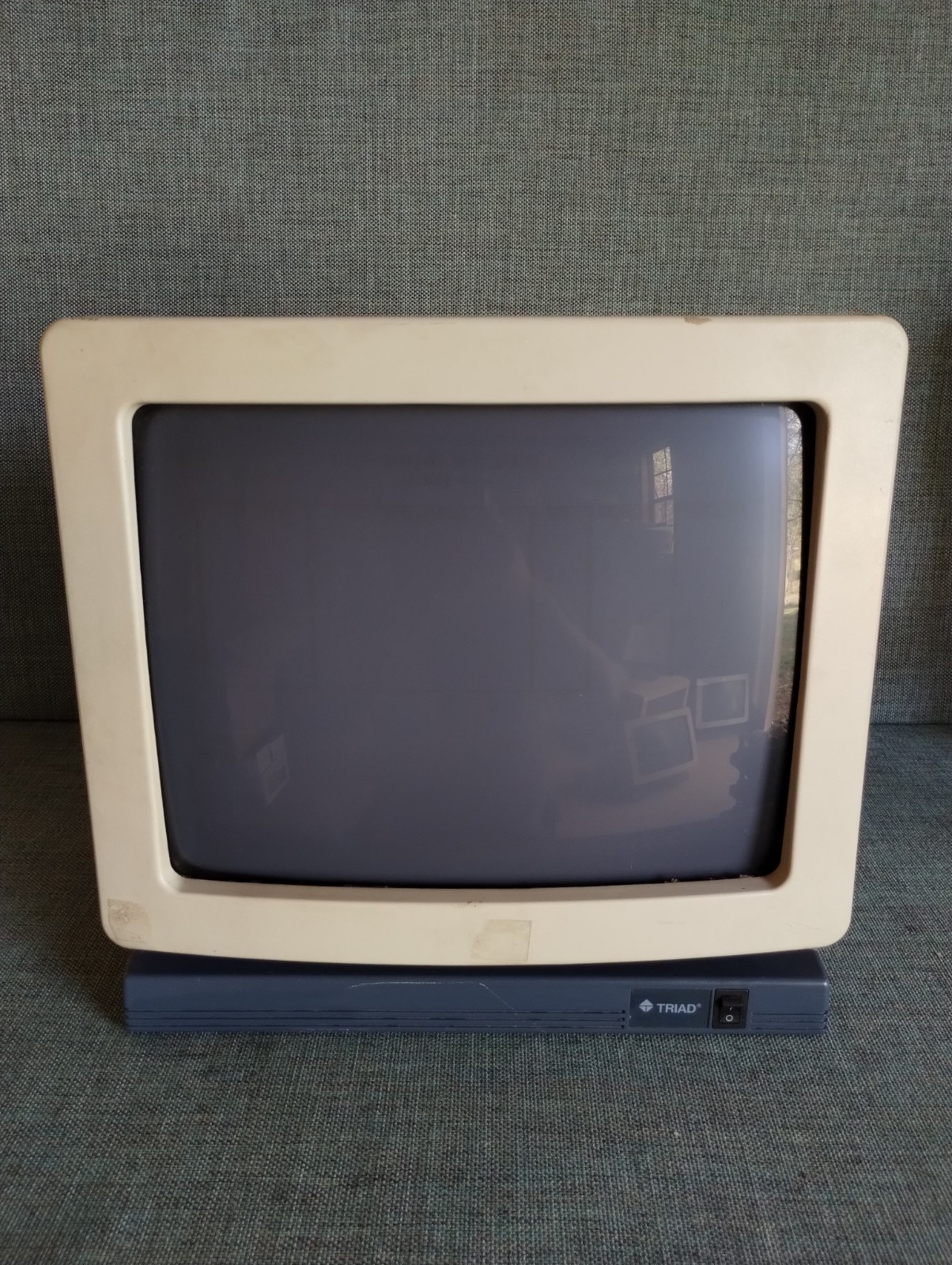 Rare Triad Systems Corp Model 210 CRT Terminal - Livermore, CA - Powers On!!!!!!