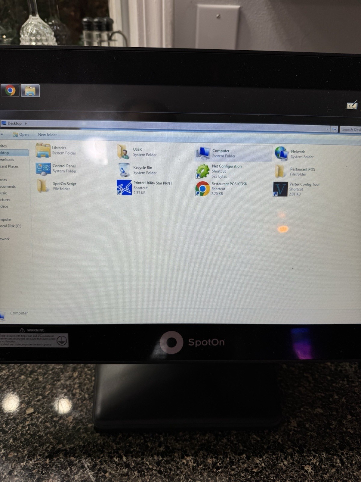 SpotOn APEXA GW POS Touchscreen System W/ PAX SP30 Card Reader