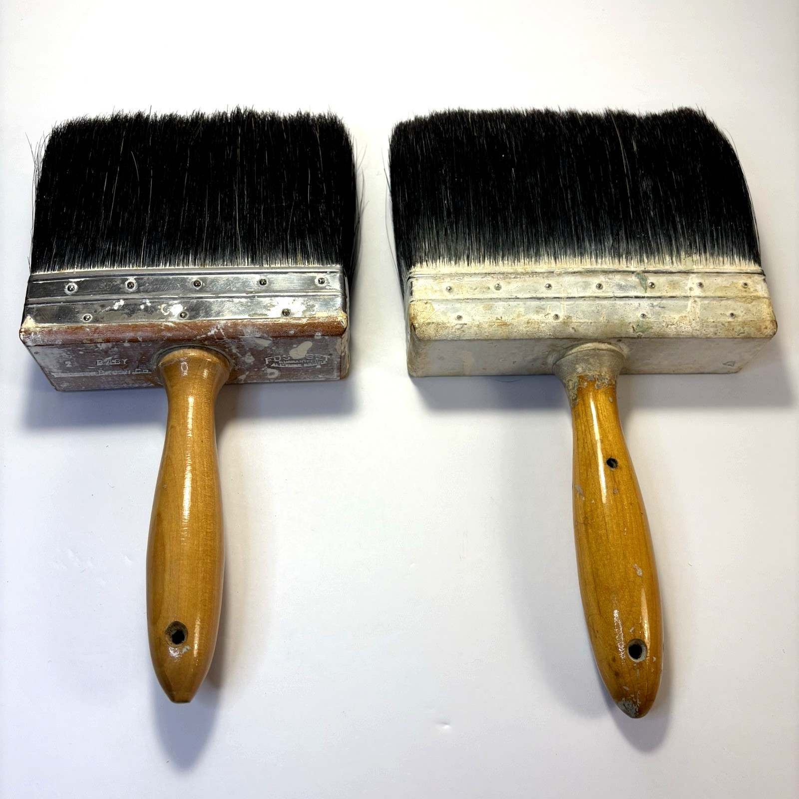 Vtg Paintbrush Wooster lot of 2 Foss-Set Wood Handle Tools Brush Bristle Large
