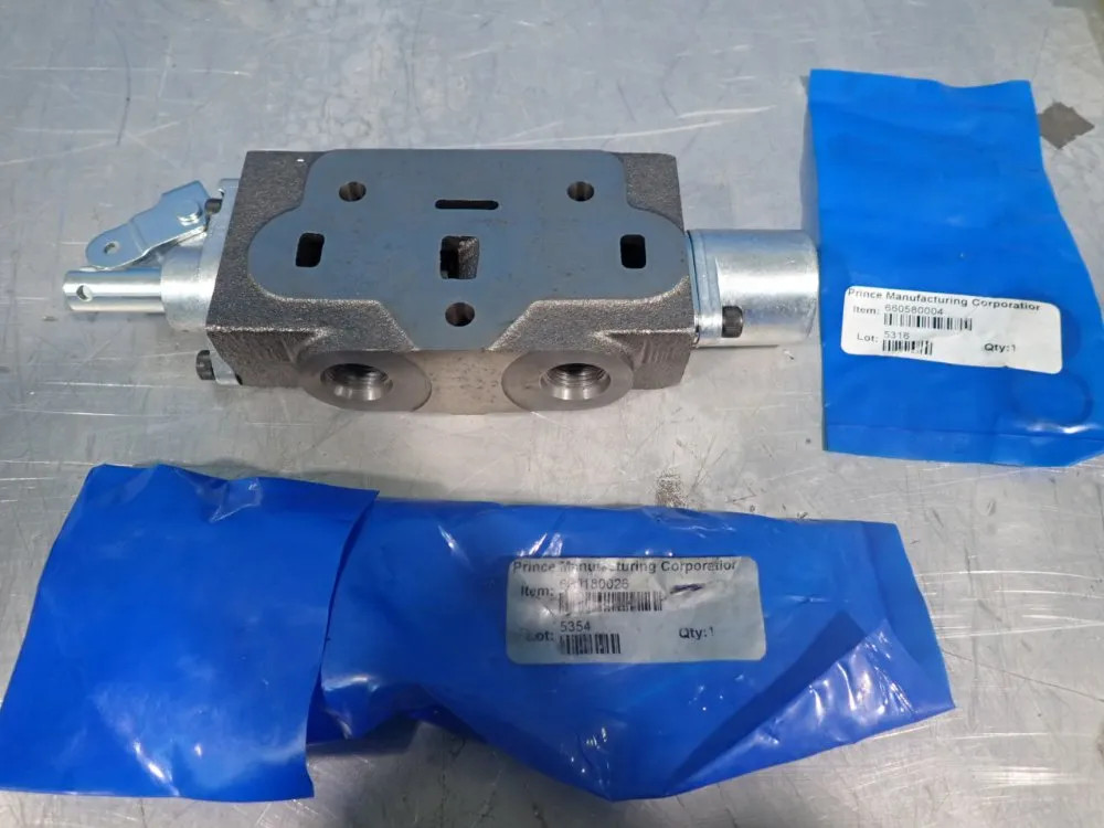 PRINCE SVM1ES7 DIRECTIONAL CONTROL VALVE  01260180006