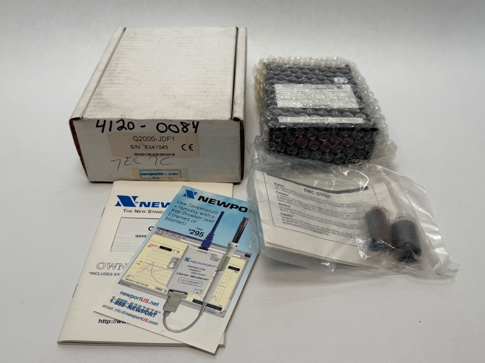 Newport Q2000-JDF1 Digital Panel Meter Type J 120V 7W Q2000JDF1