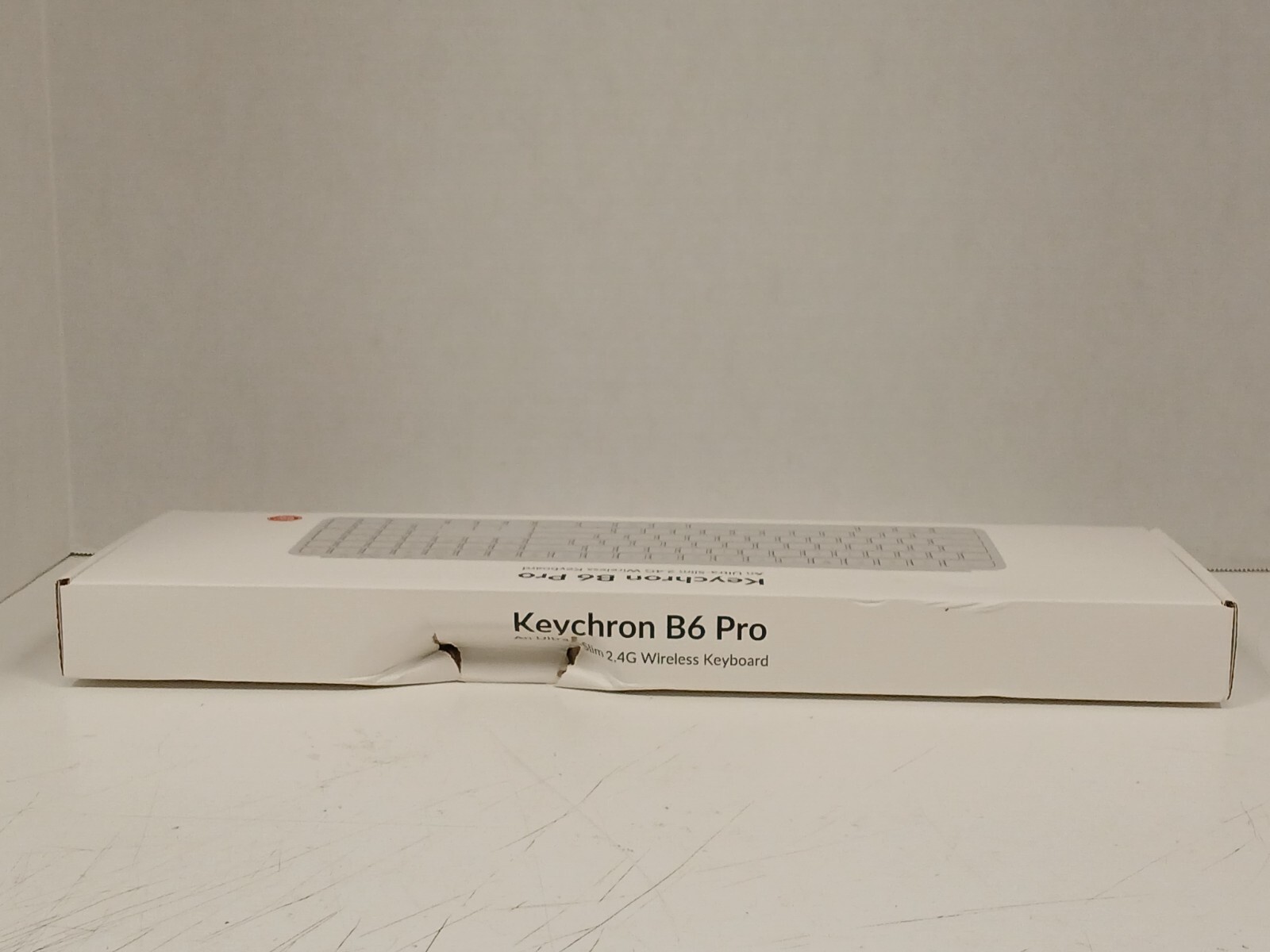 Keychron B6 Pro An Ultra-Slim 2.4G Wireless Keyboard, White