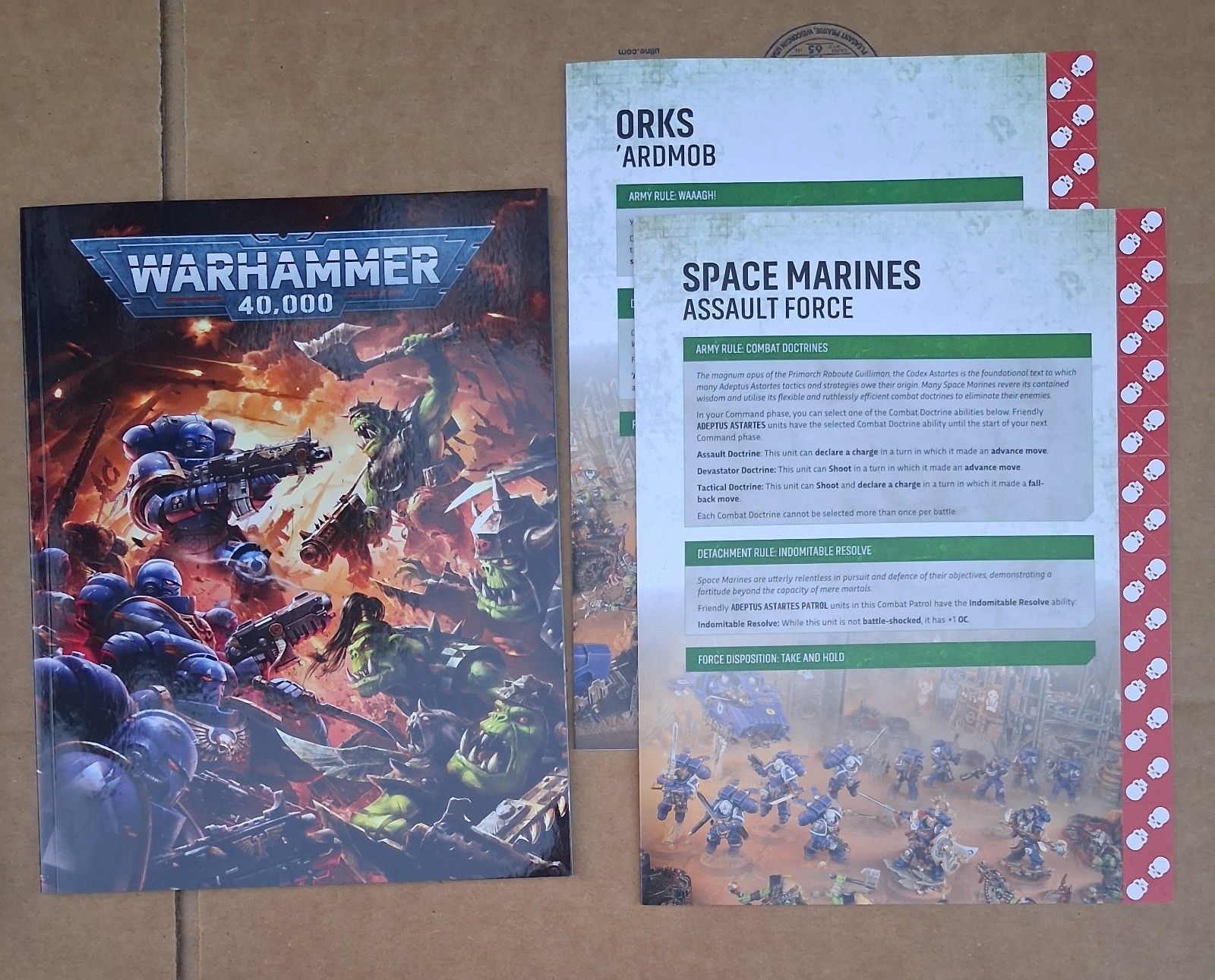 40k Starter book and detachments from Starter set Warhammer 40K 11th Edition