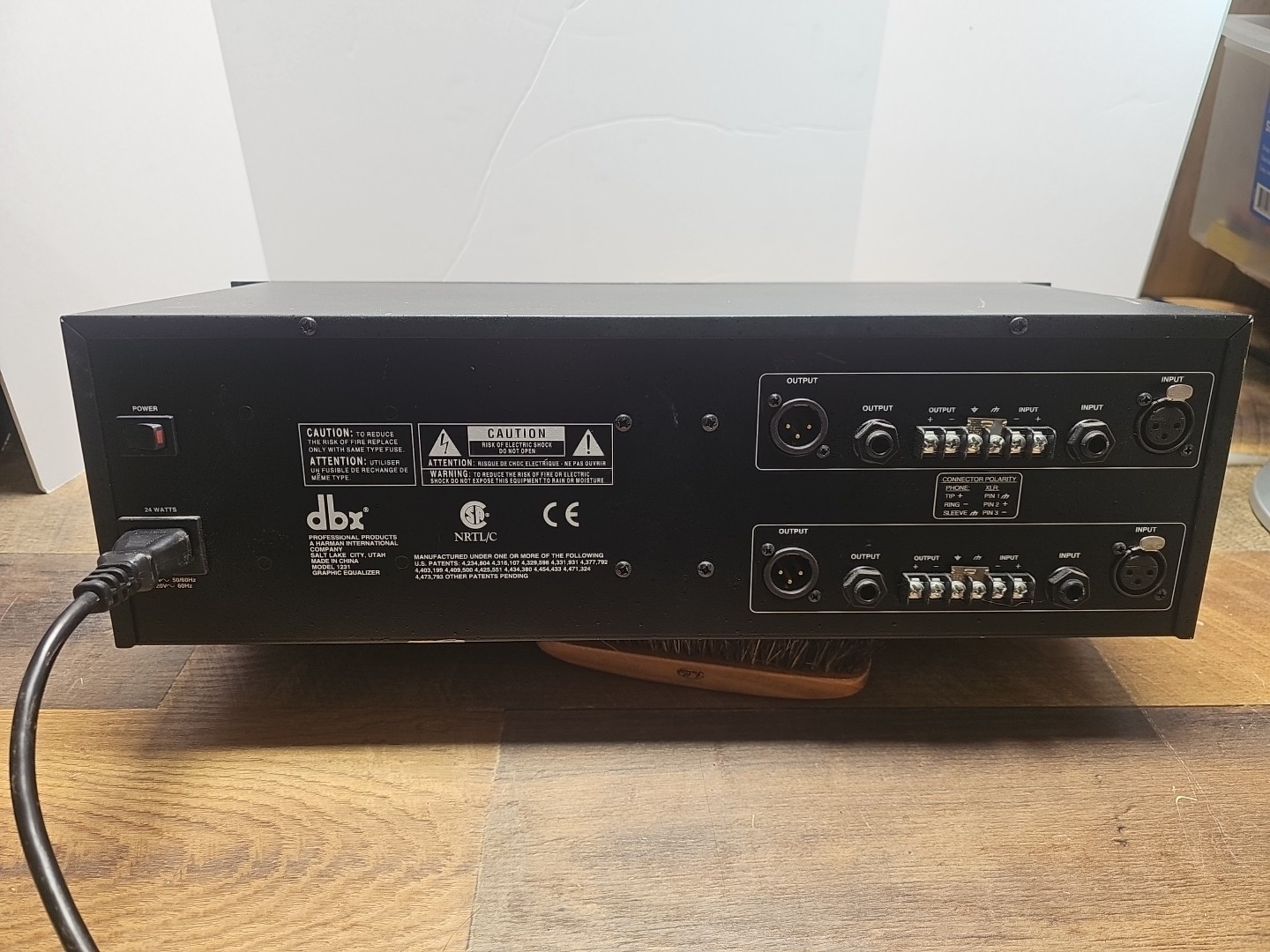 DBX 1231 Dual Channel 31-Band Graphic Equalizer
