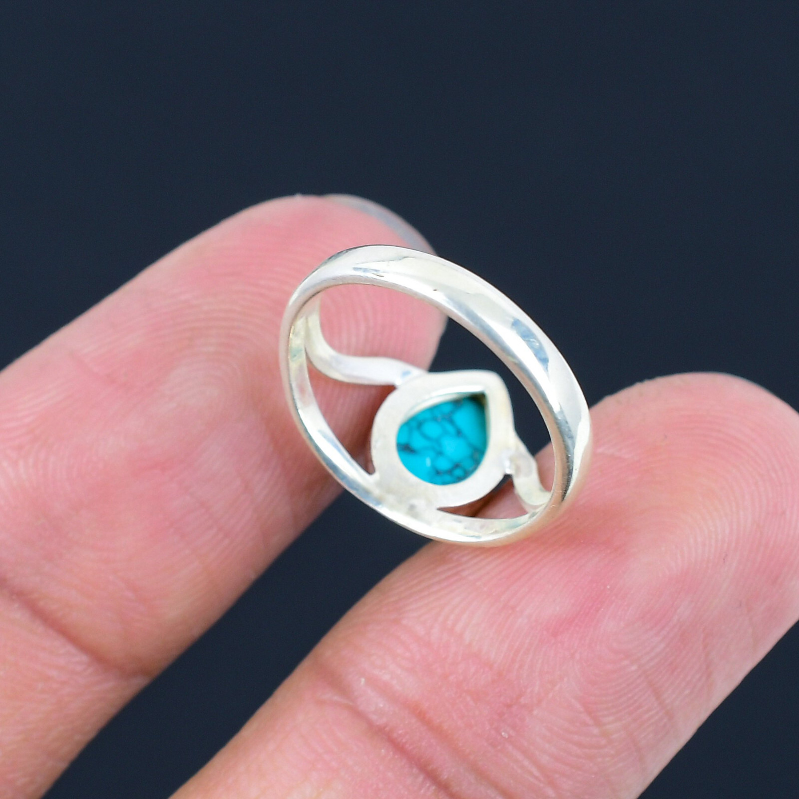 Turquoise Gemstone Ring Solid 925 Sterling Silver Pleasant For Her Mom Love