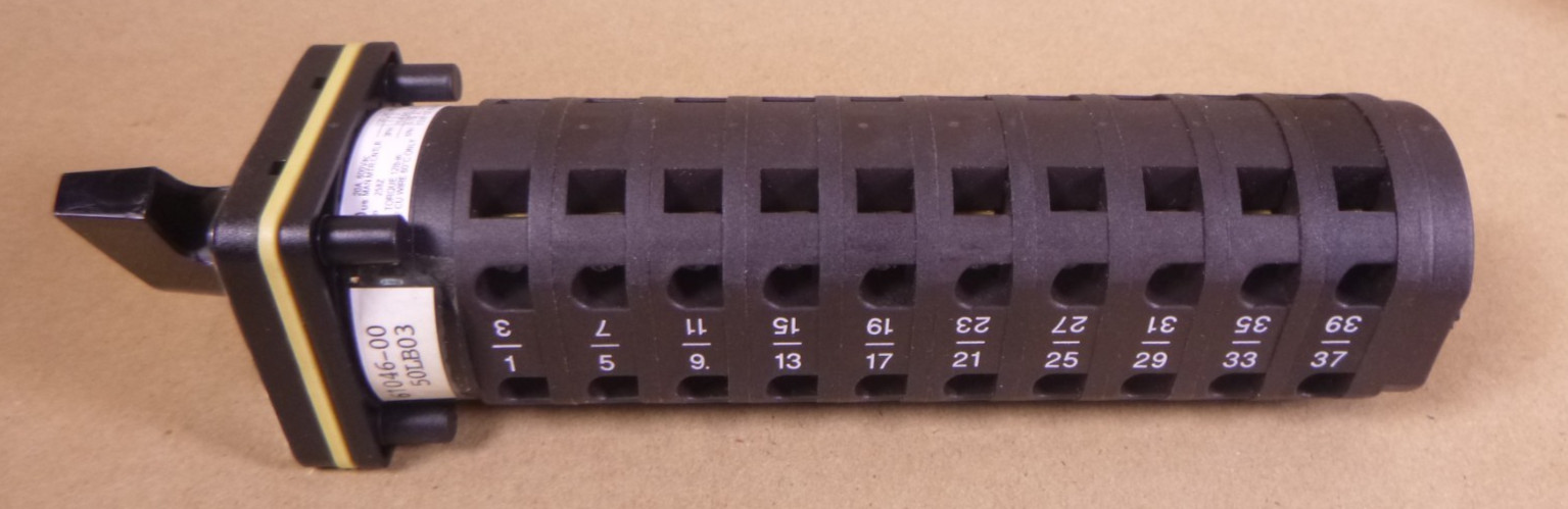 Salzer M221-61046 Rotary Cam Switch , 7.5kW 380-440V , 20A 600VAC