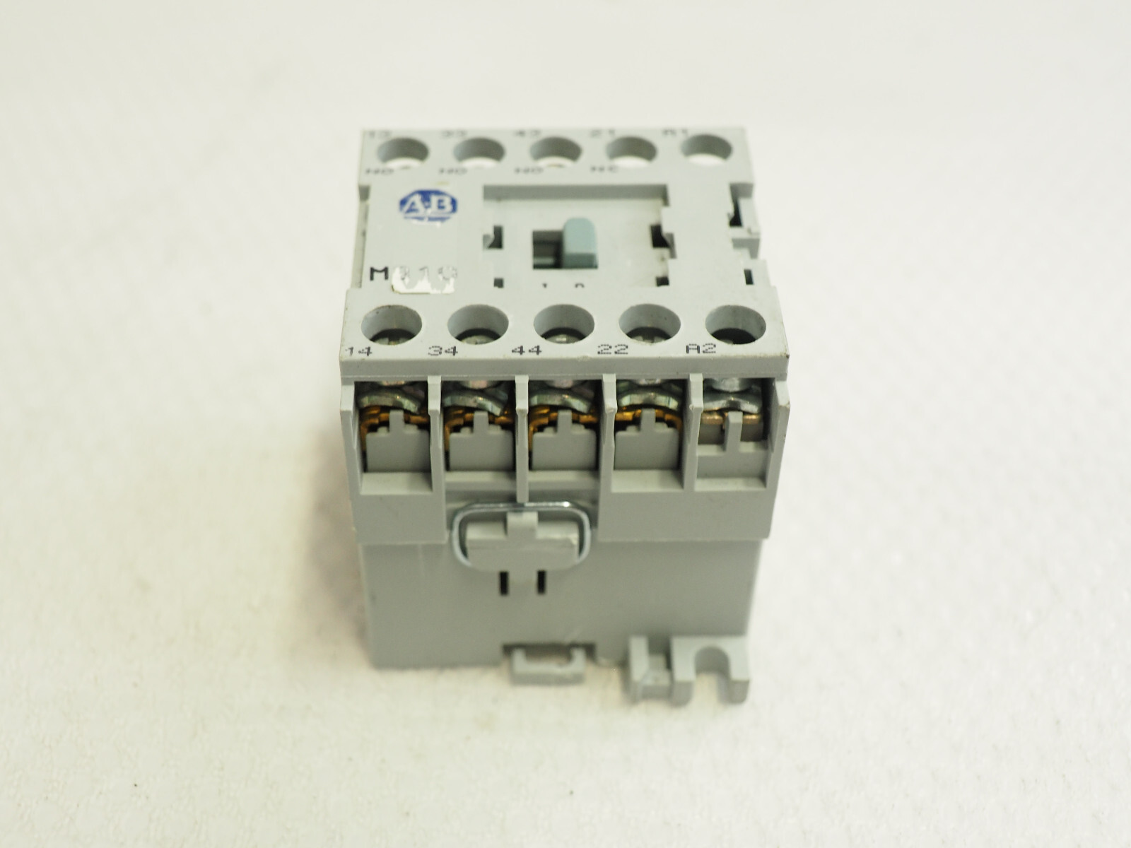 ALLEN BRADLEY 700DC-M310 Control Relay