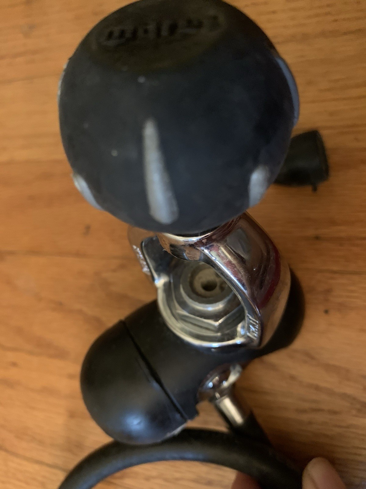 Mares 🇮🇹 V16 SCS Titan Scuba Dive First Stage Regulator