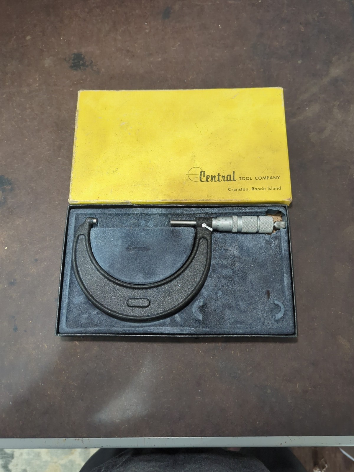 Central Tool Co Outside Micrometer .001 Grad Machinist Vintage USA With Box