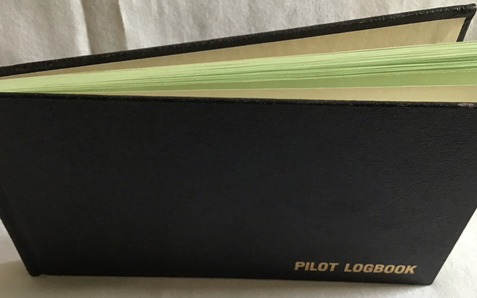 Pilot Logbook Jeppesen UNUSED Black w Green 1977 Hardcover Log Book VTG Flights