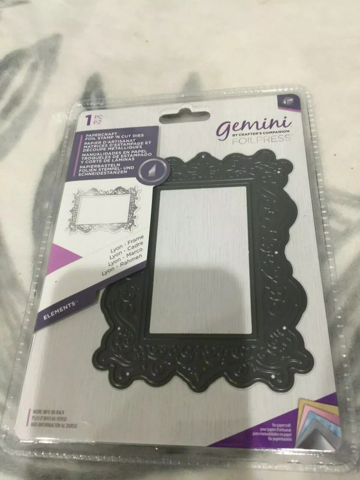 Crafters Companion  Foilpress  Stamp 'N' Cut Dies Cardmaking Lyon Frame