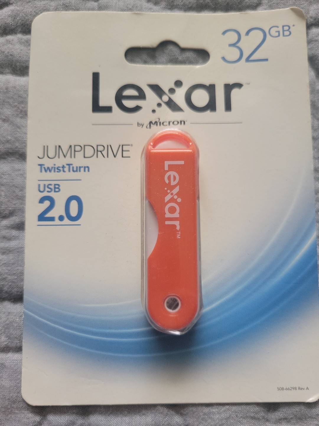 2 Lexar JumpDrive TwistTurn2 32GB USB Brand New Factory Sealed
