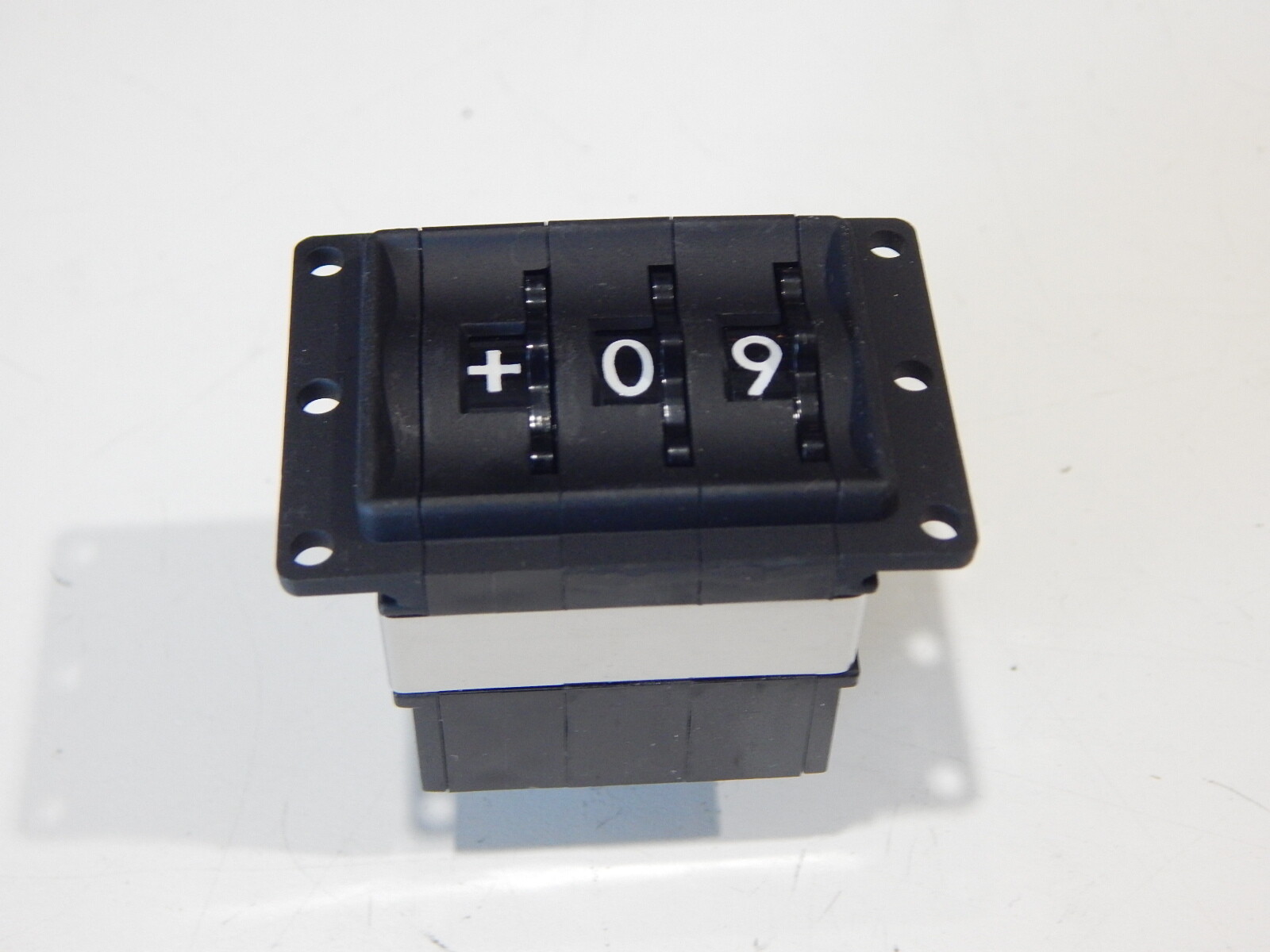 DIGITRAN 29116 THUMBWHEEL SWITCH WITH NUMBERS 0-9 & + "-" FAST SHIPPING