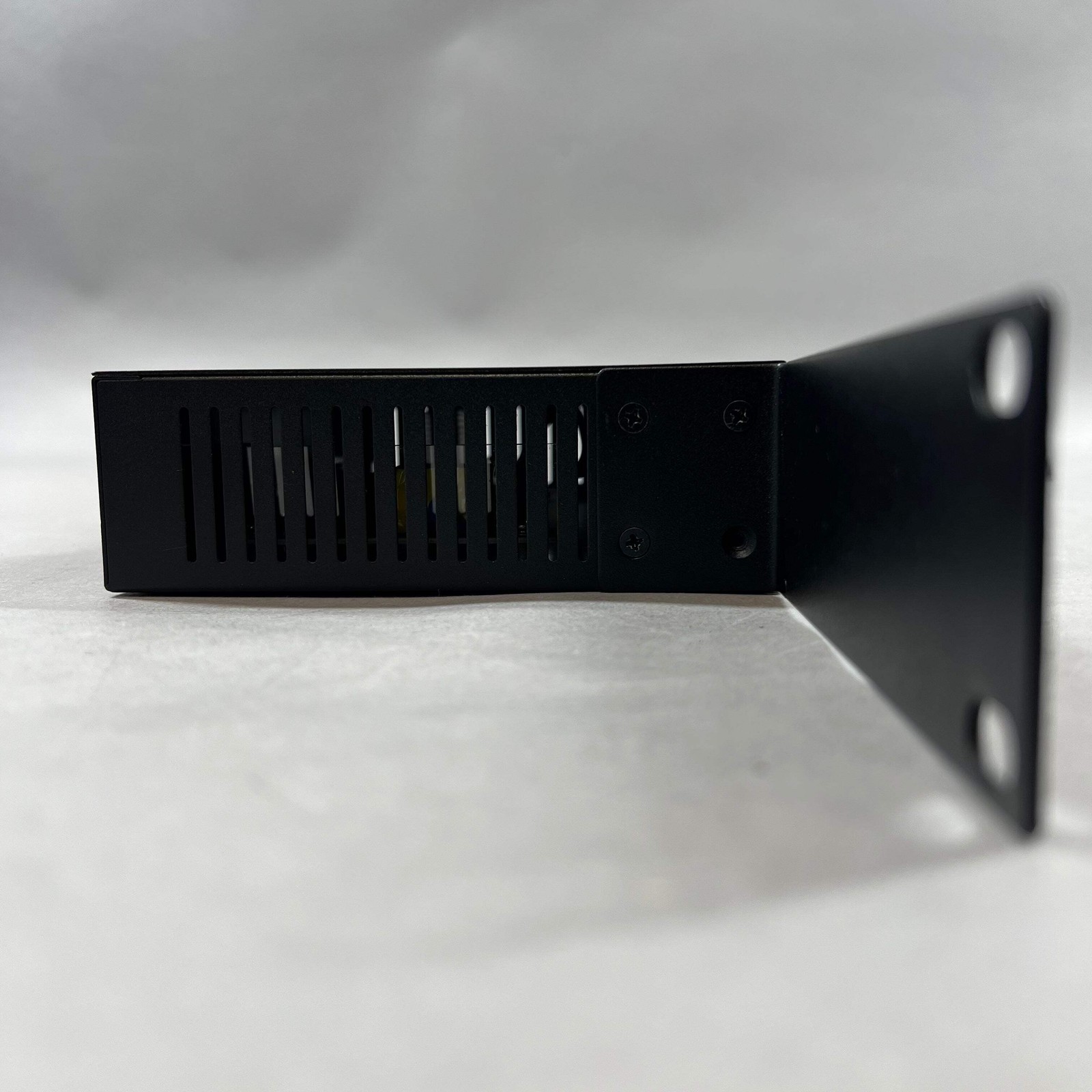 Luxul XWC-1000 Manages Luxul Access Points