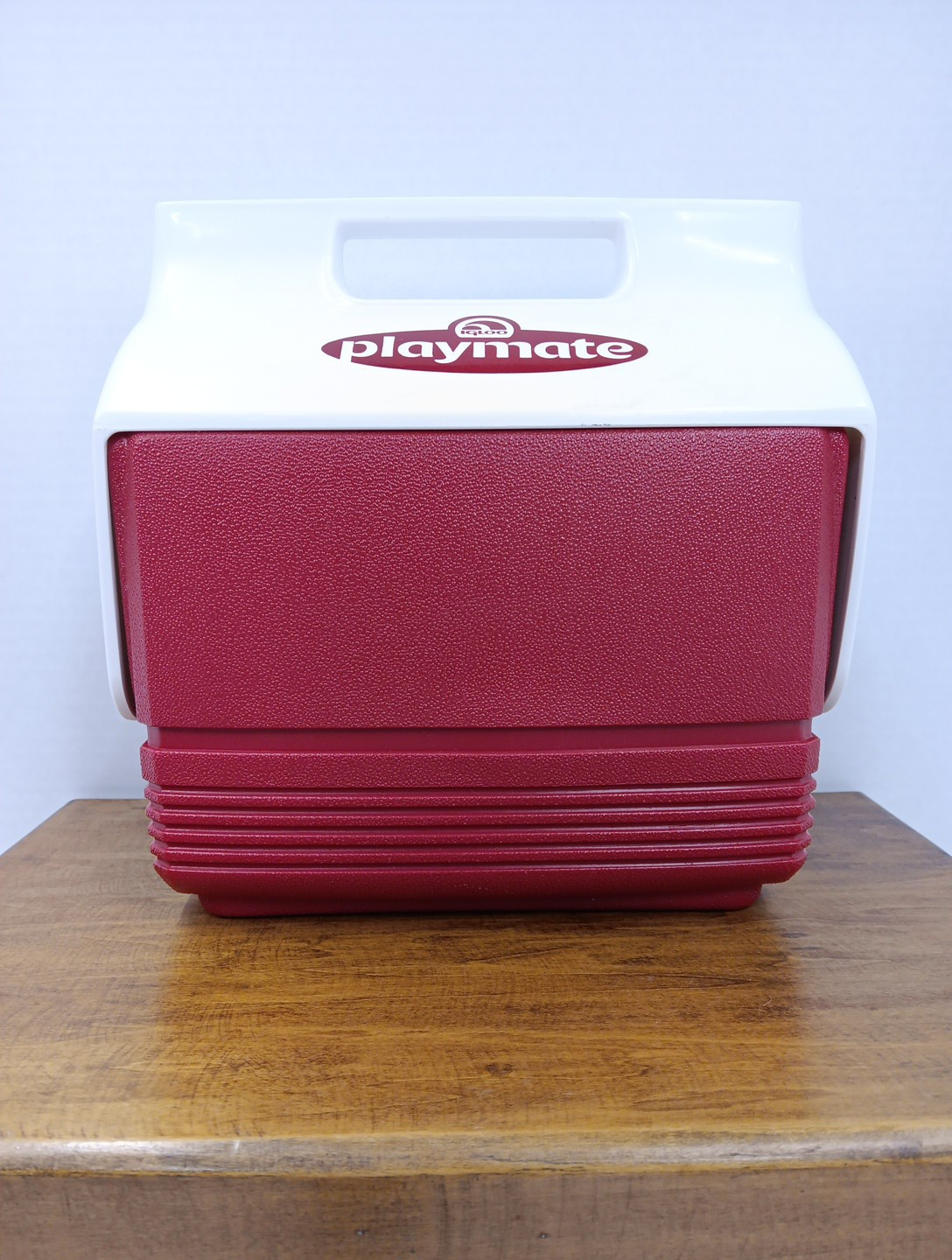 Igloo Playmate Mini Cooler 6 Can Red & White Lunch Box