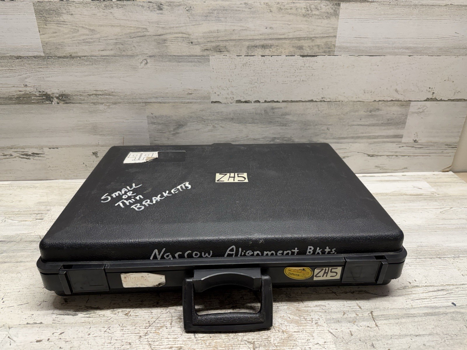 Pruftechnik ALI 2.109 Compact Bracket Set Shaft Alignment Equipment