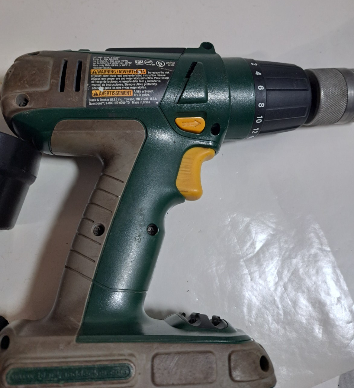 Black & Decker Quantum Pro Drill QP1800 w 2 Battery & cHARGER