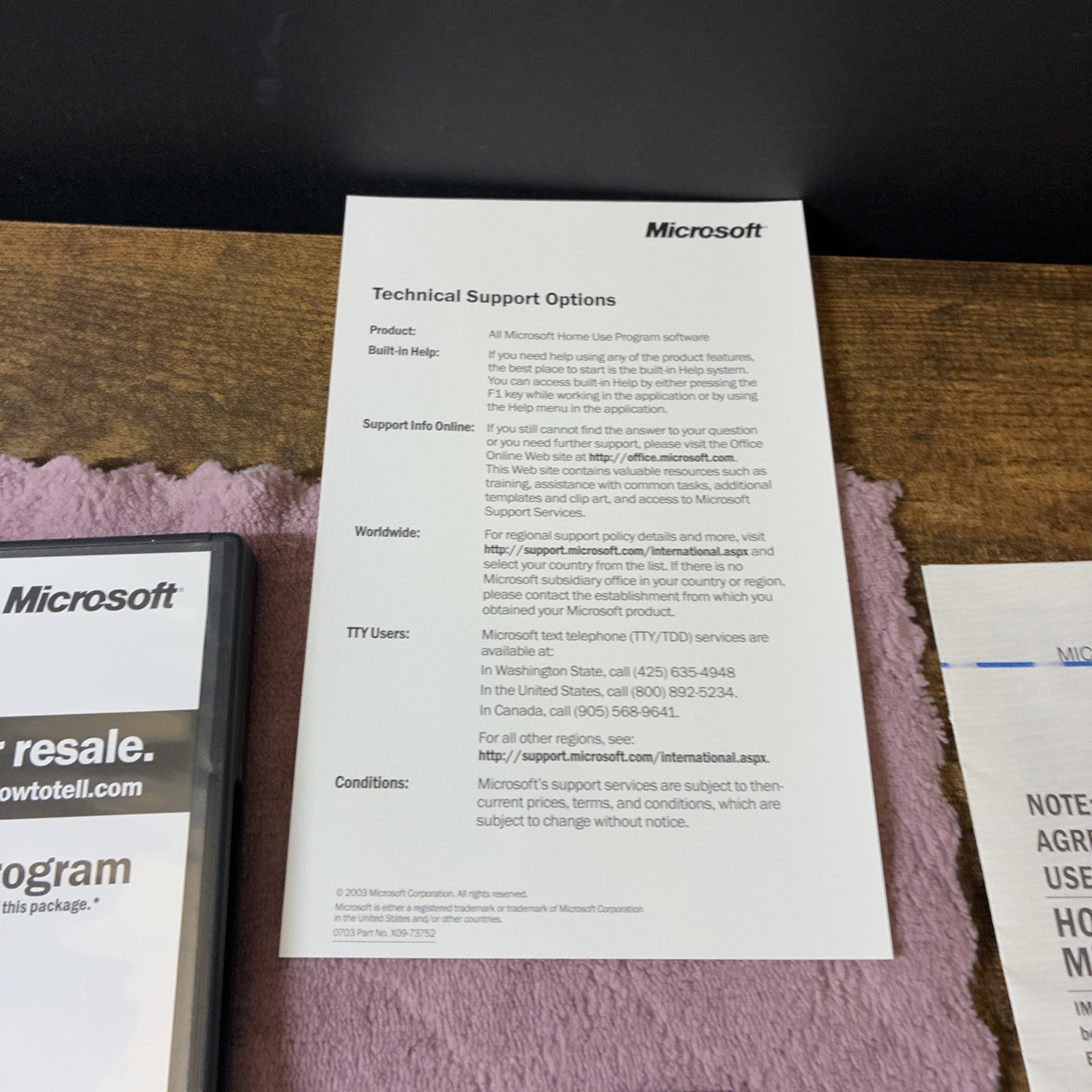 Microsoft Office XP Professional Suite Version 2002 CD with Product Key Included