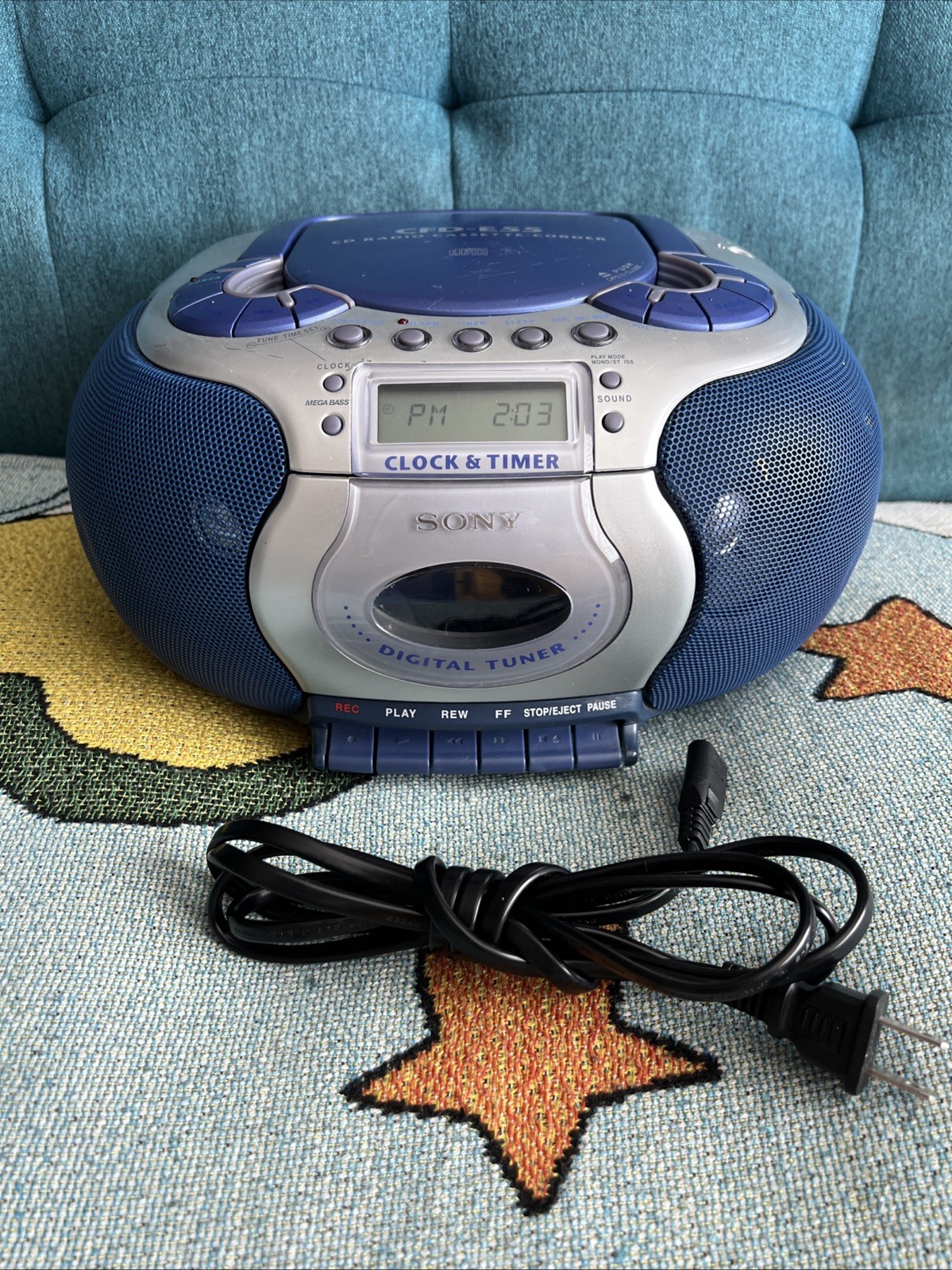 Y2K Sony CFD-E55 CD, FM/AM Radio, Tape, Boombox Tested - Works - Missing Antenna