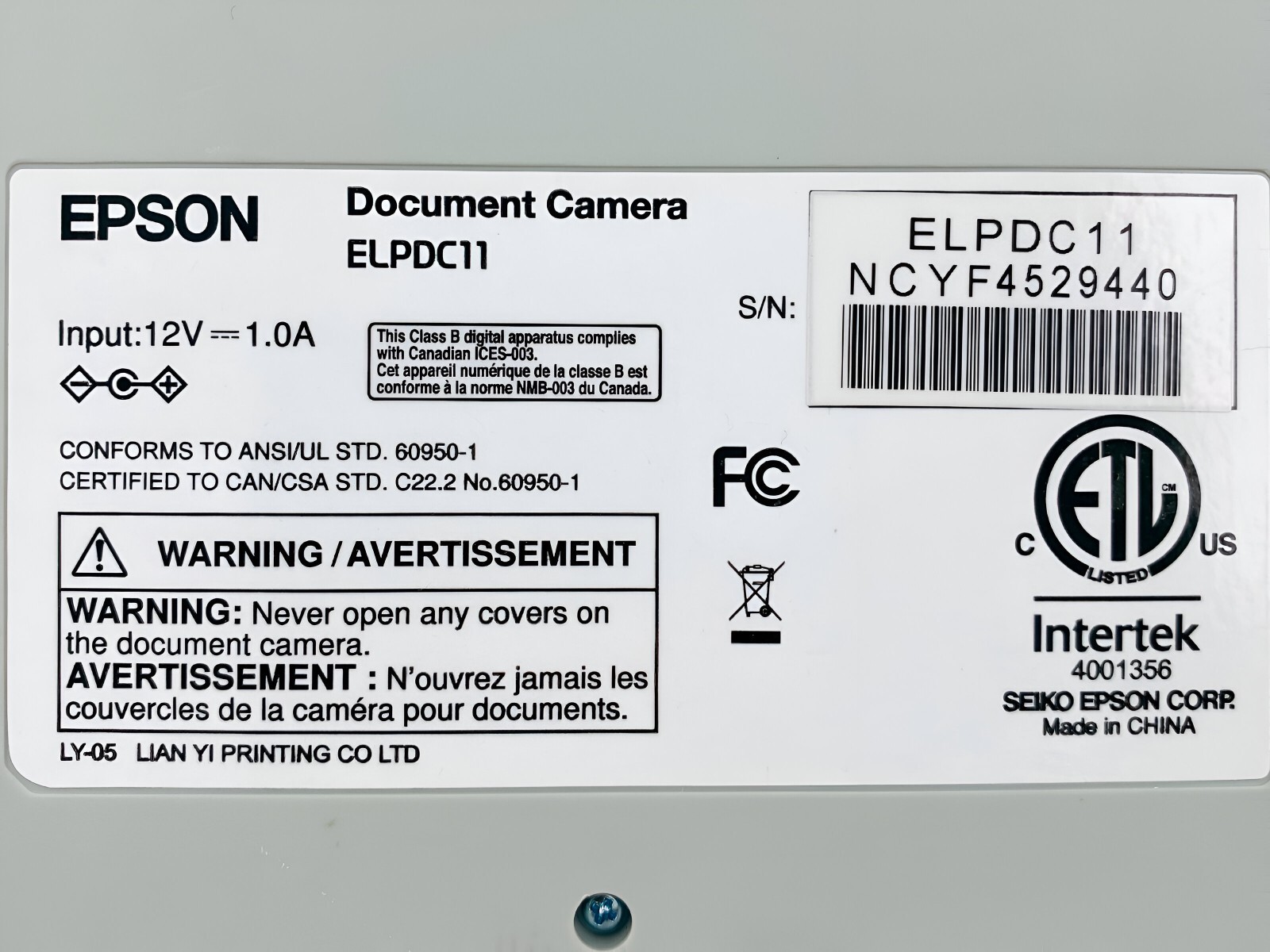 Epson ELPDC11 Portable CMOS Digital 30 FPS Document Camera VGA USB No Adapter