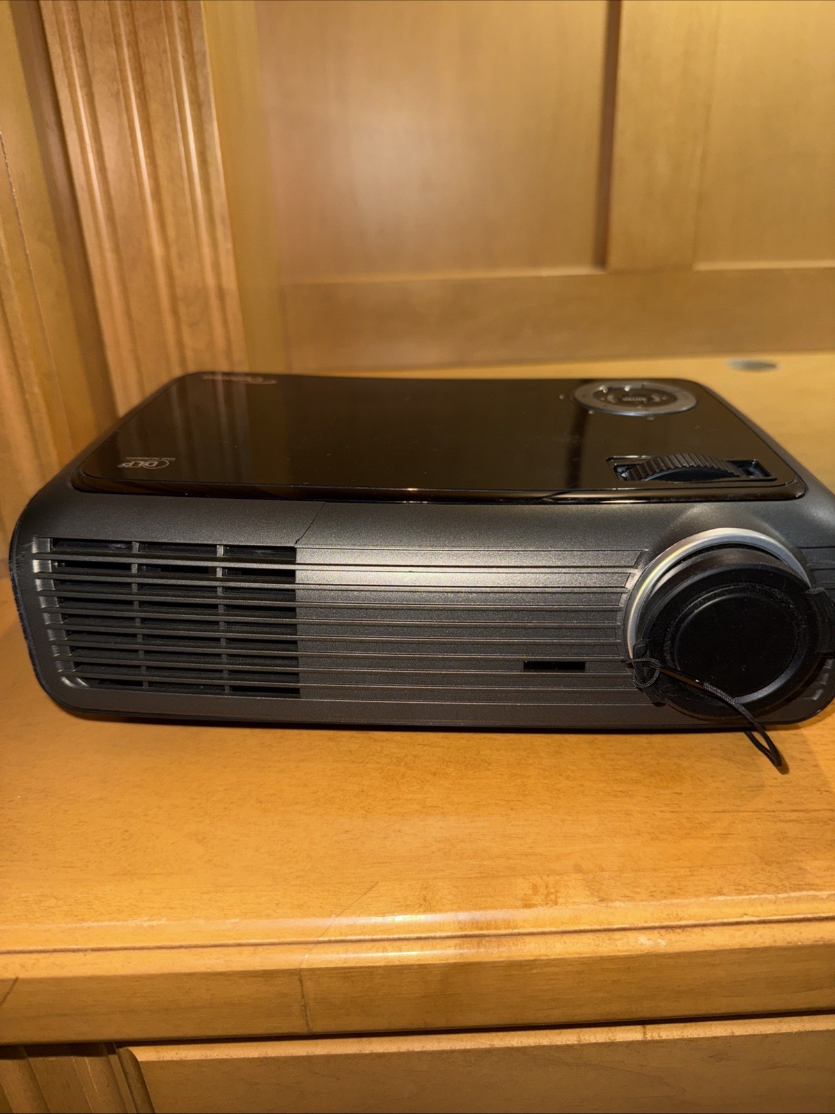 Optoma EP728 DLP Projector Complete Bundle With Carry Bag Movie Projector