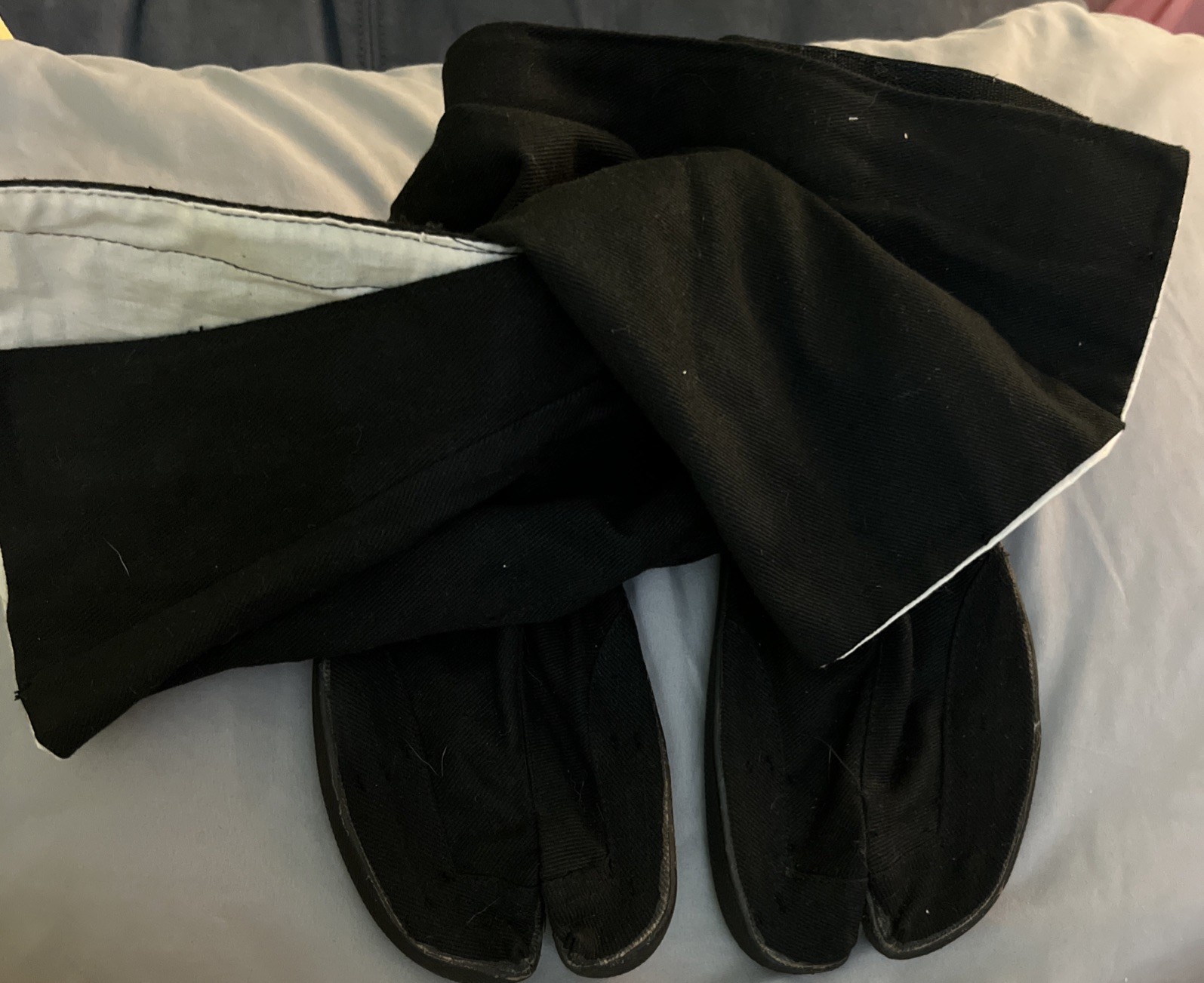 Wacoku Ninja Tabi Martial Arts Black Split Toe Shoes Size 44 EUC