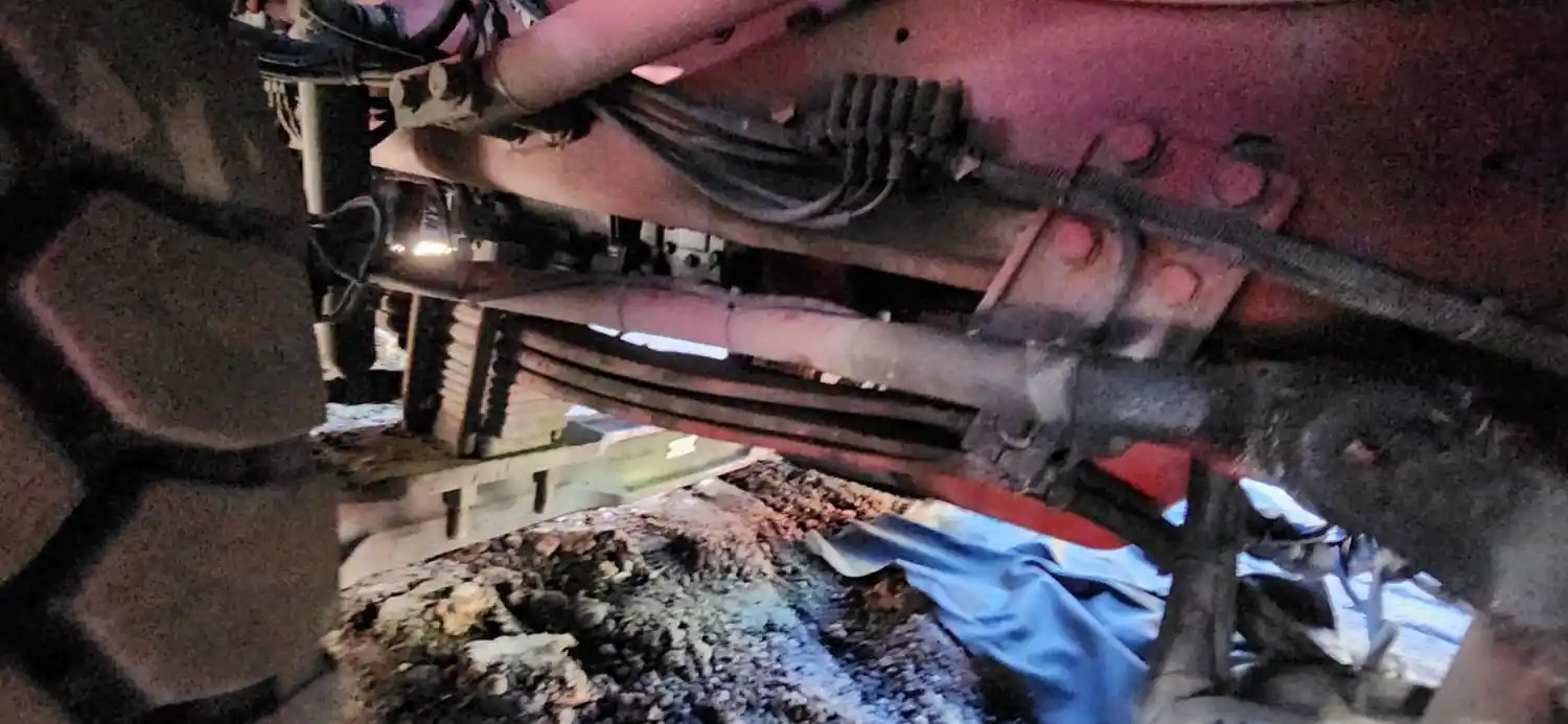 (Used) 2018 Ferrara Fire Aparatus, FRONT LEAF SPRINGS Front Leaf & Springs  P-65