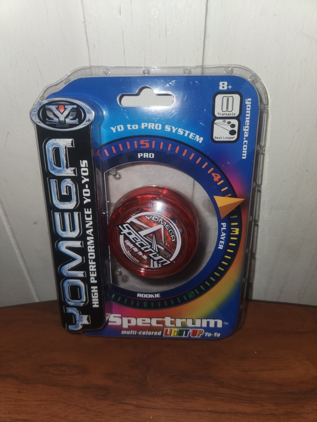 Yomega Spectrum Light Up Yo Yo Red