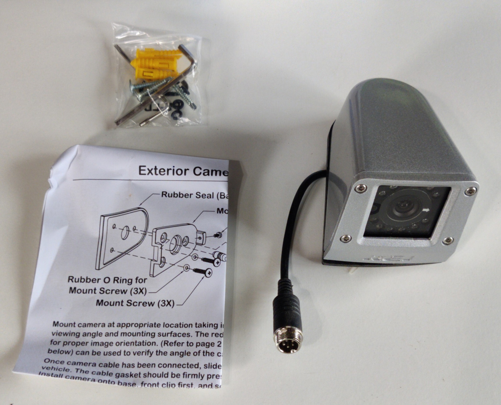 REI 710567 Side Camera Left Front / Right Rear - 4MM HR-650 HR Bus